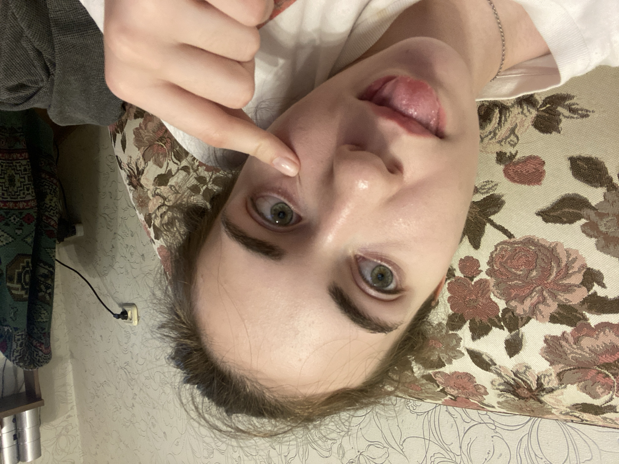 Afternoon selfie session at home in Zavodoukovsk