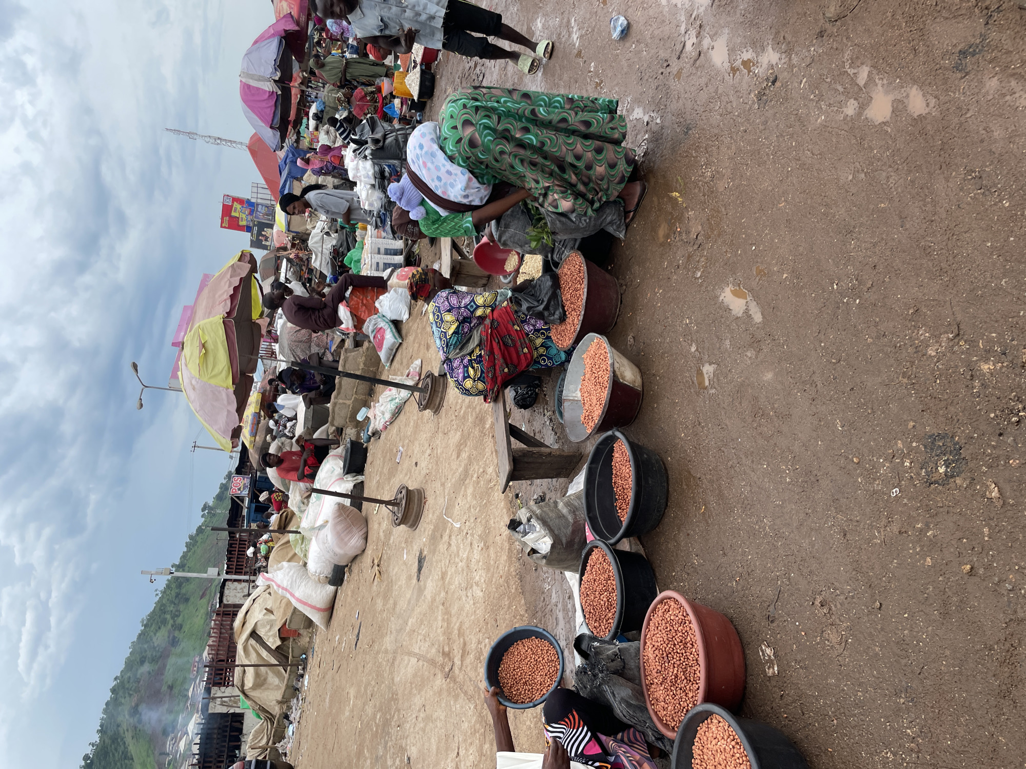 Lokoja market in full swing on a June morning