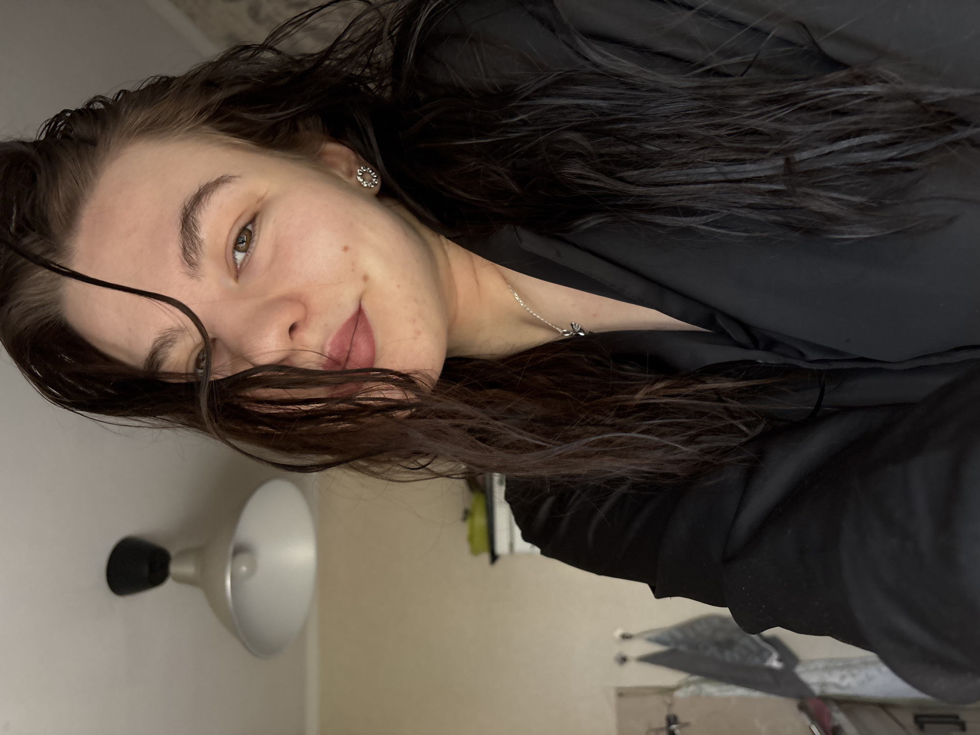 Woman captures morning routine in selfies in Perm