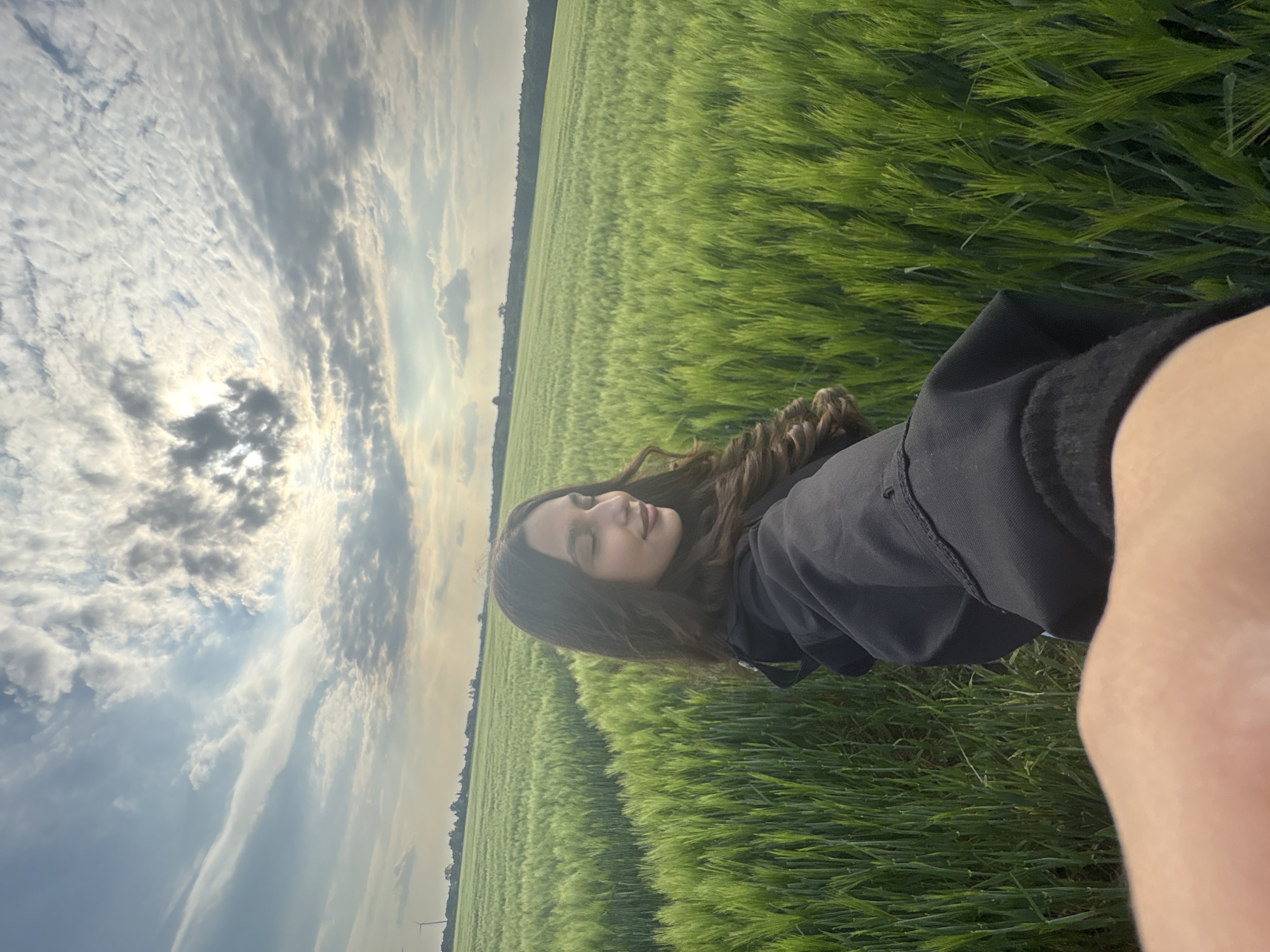 Woman documents afternoon solo journey through rural Wegberg countryside