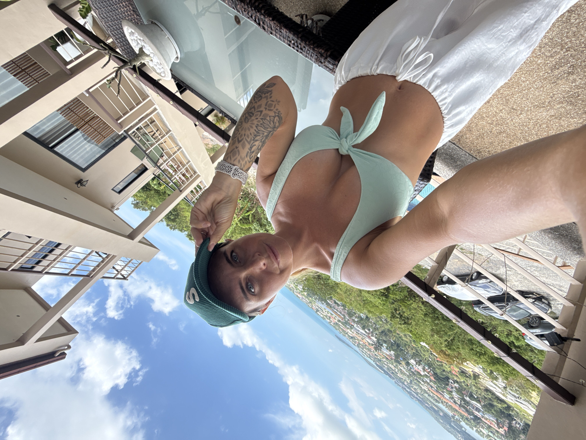 Balcony views and sunny coastal scenery in Ko Samui