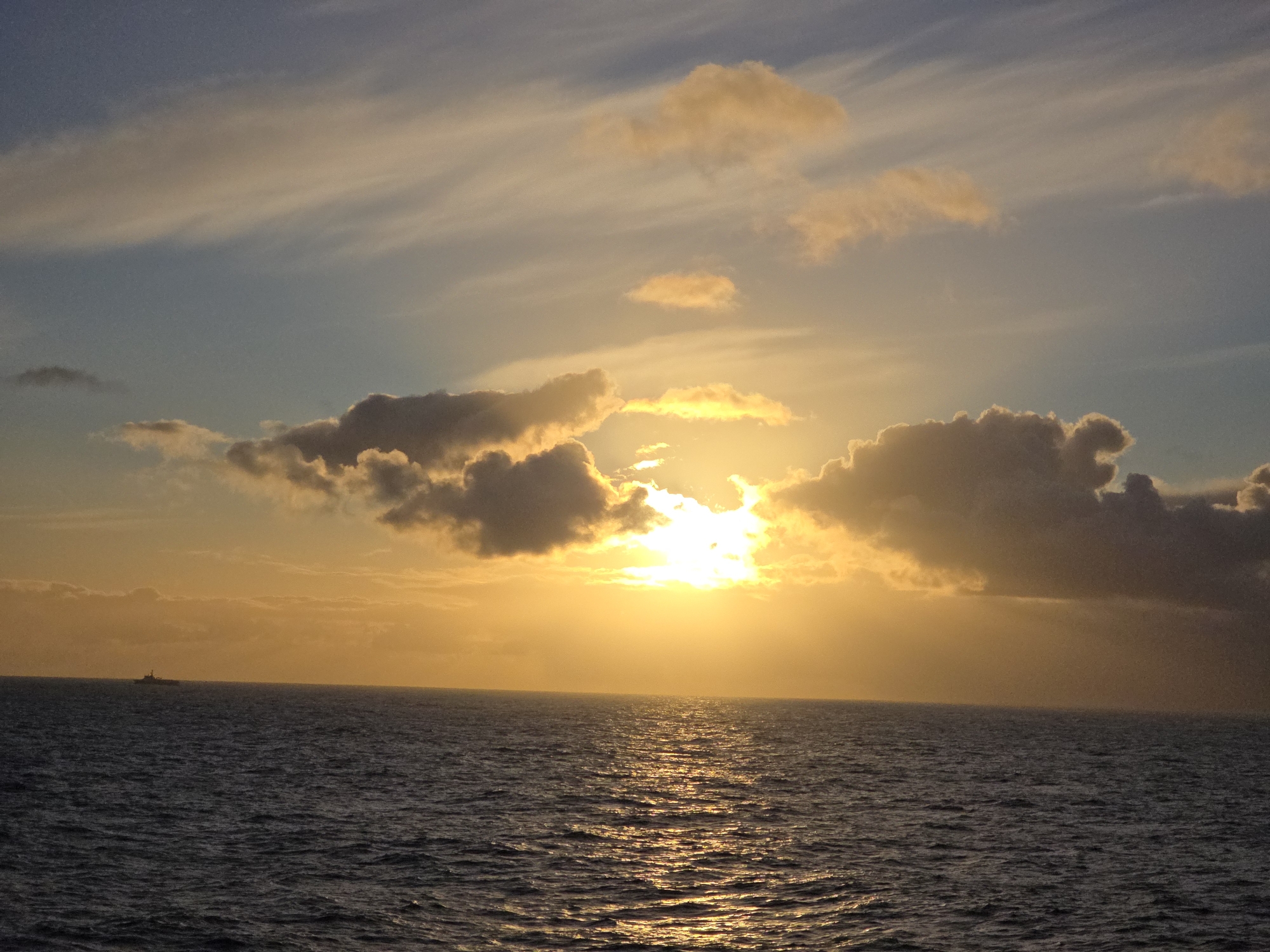 Ocean sunset captured by multiple witnesses near Norwegian waters
