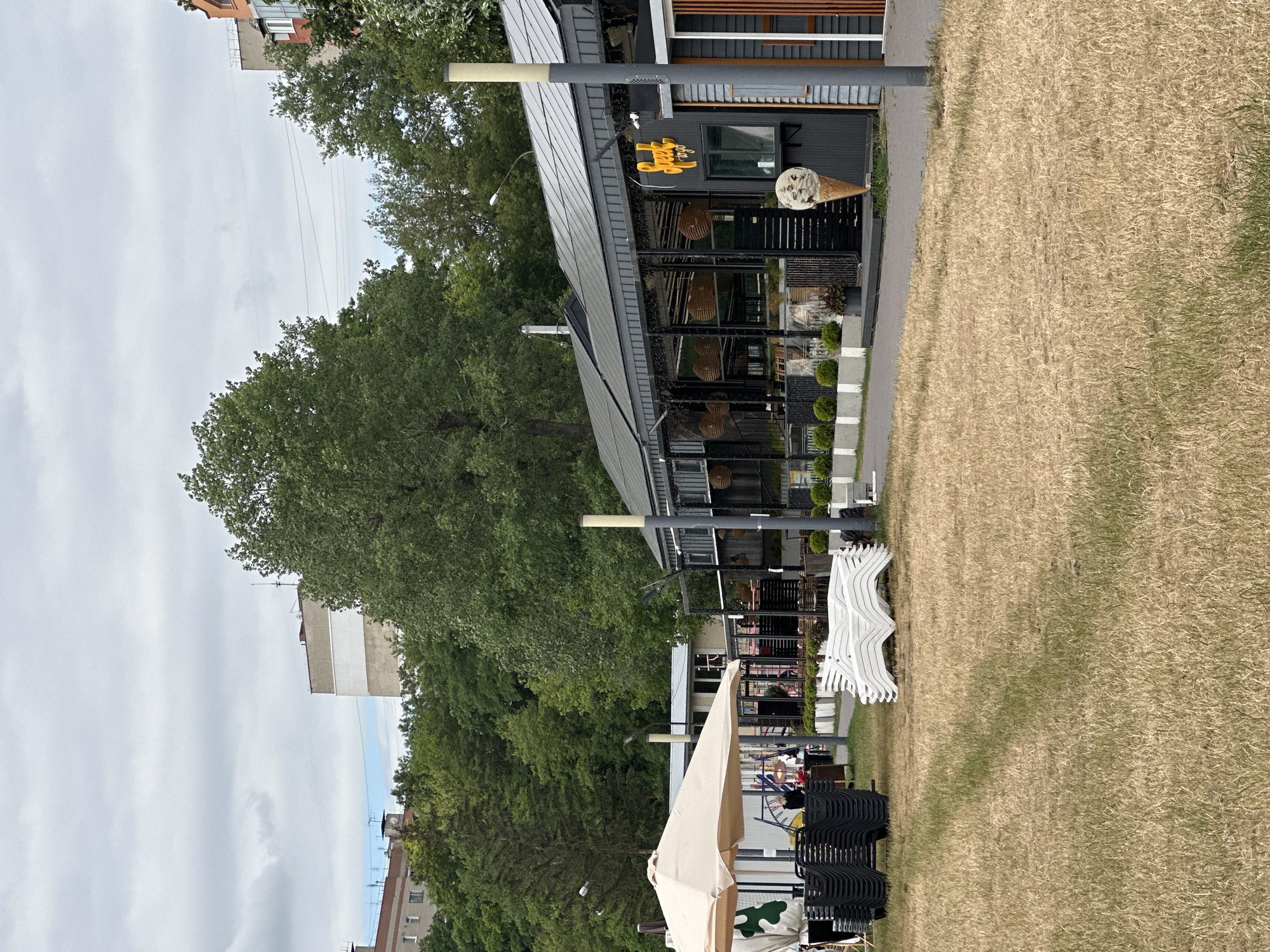 Afternoon on the Ternopil waterfront: leisure, a wedding, city life