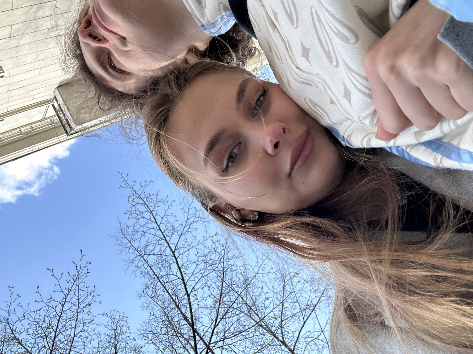 Casual street life moments captured across Krasnoyarsk in six minutes
