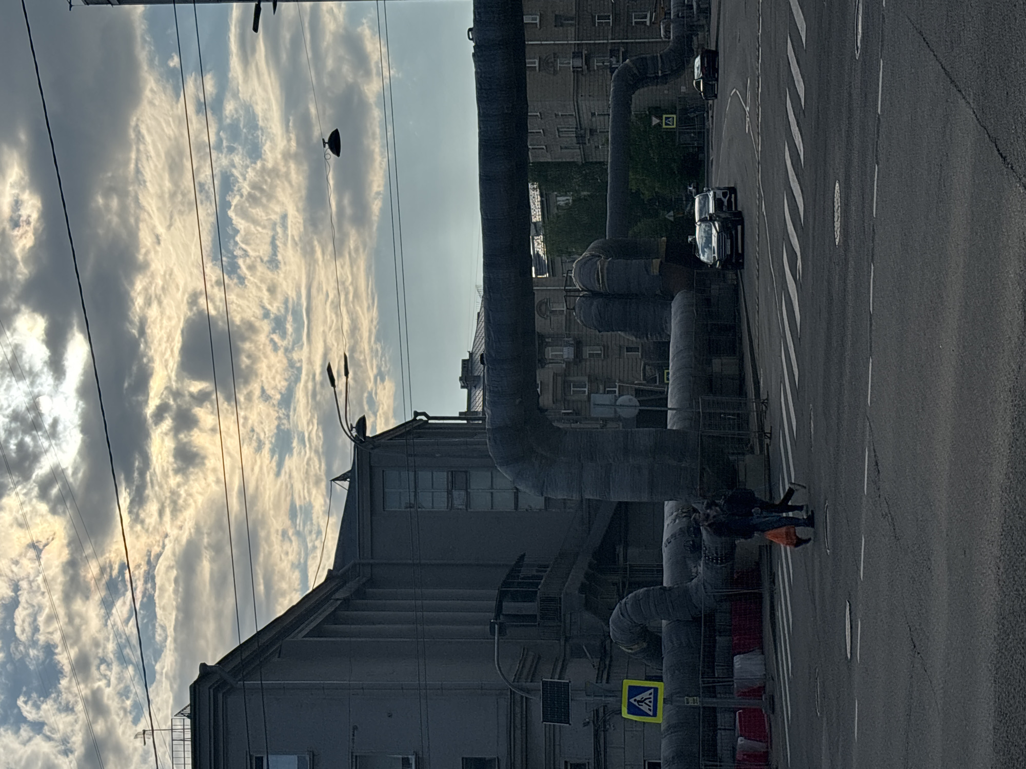 Family moments and distinctive piped cityscape captured by witnesses