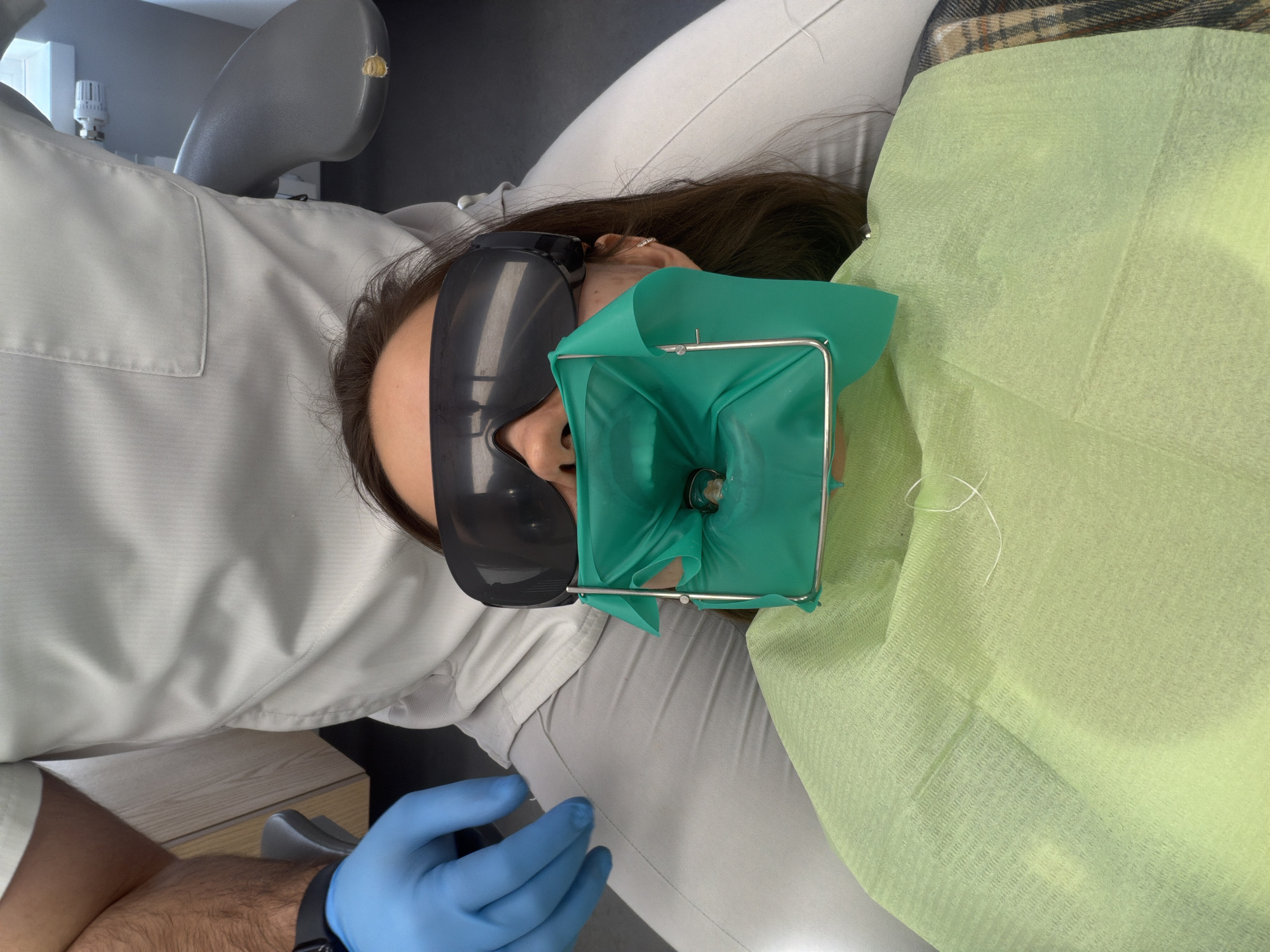 Dental procedure documented at Krasnoyarsk clinic