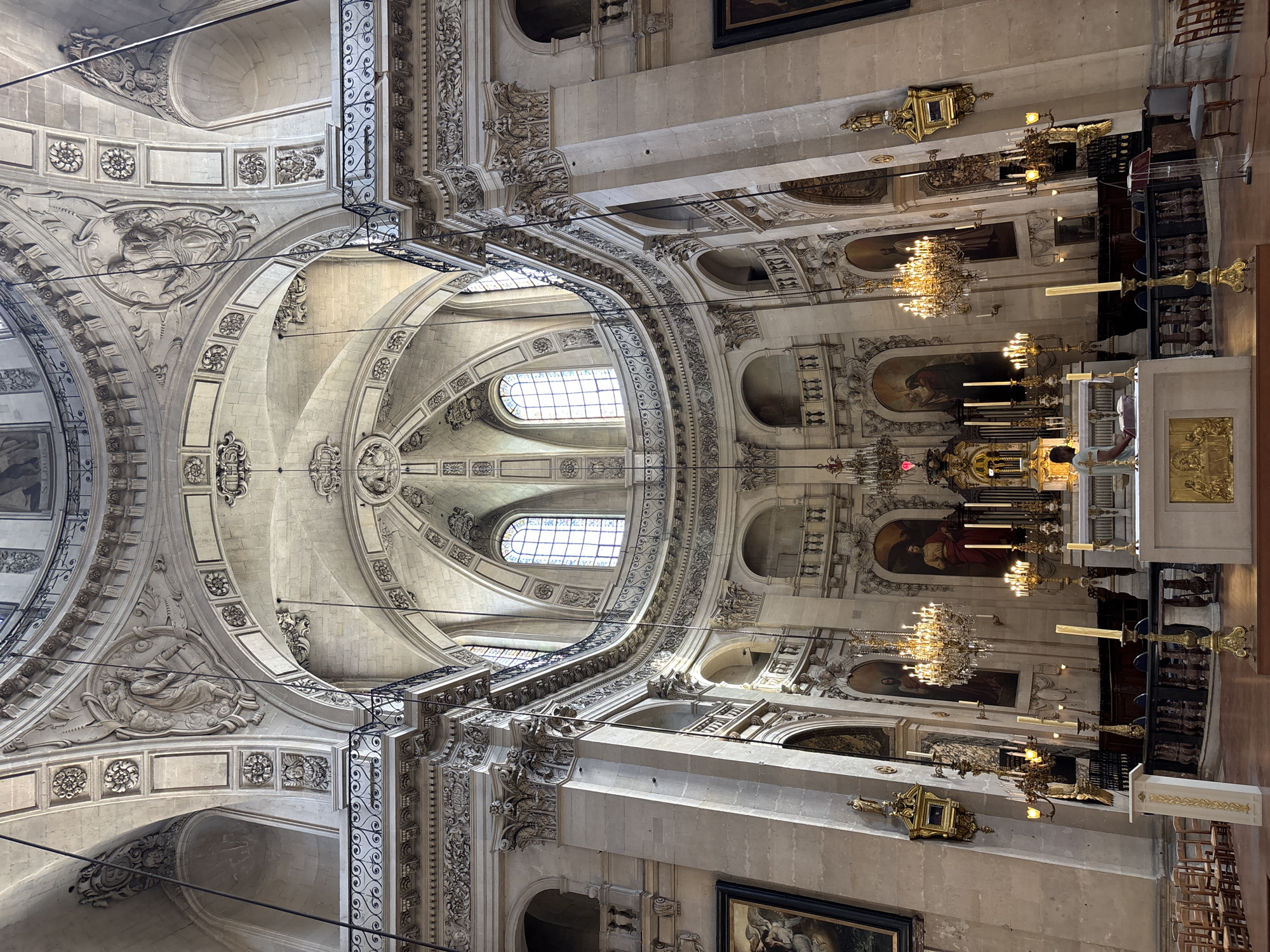 Paris churches and a lazy afternoon at home