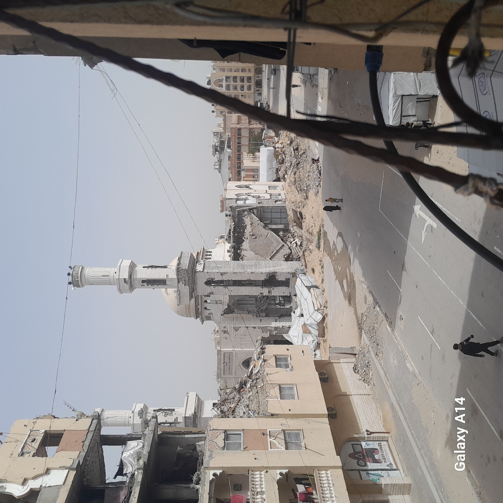 Daily life continues amid destruction in Khan Yunis