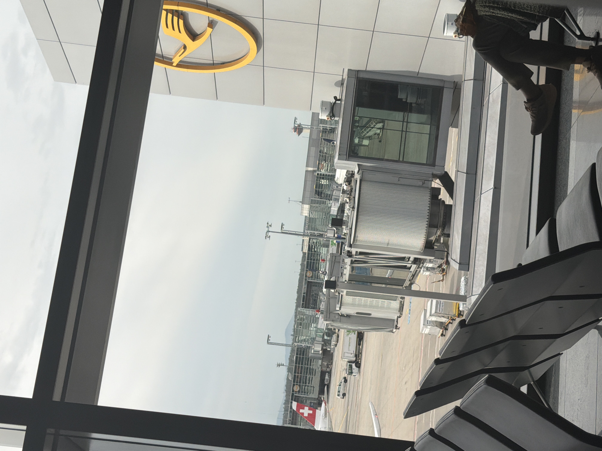 Traveler documents morning journey through Frankfurt Airport terminals