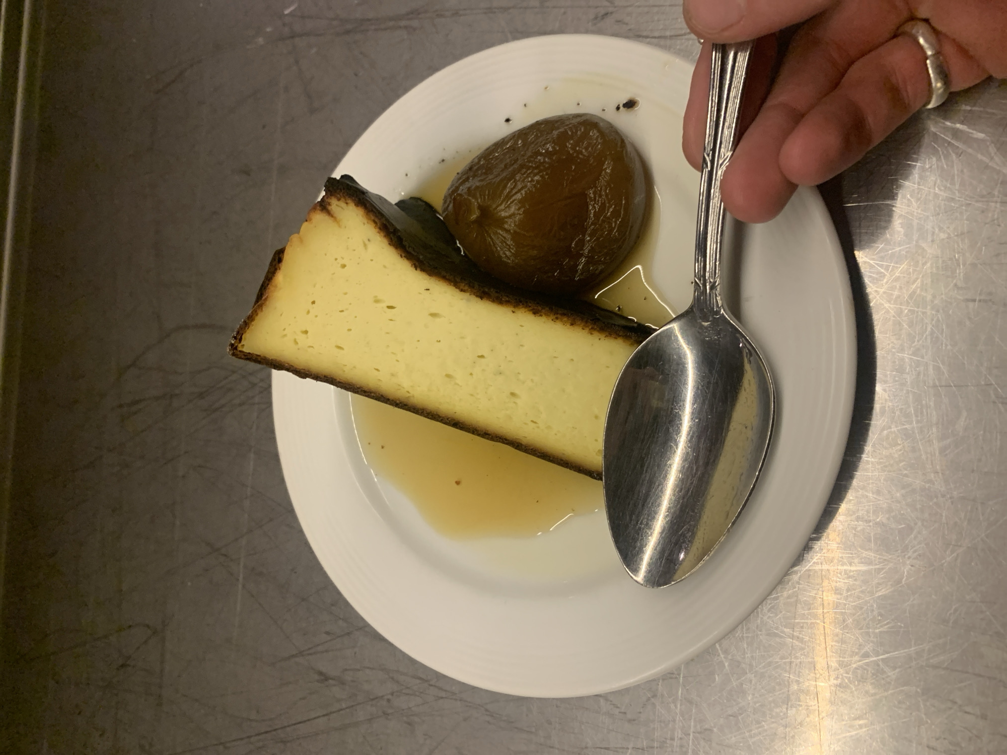 Late-night kitchen activity captured at Buenos Aires restaurant