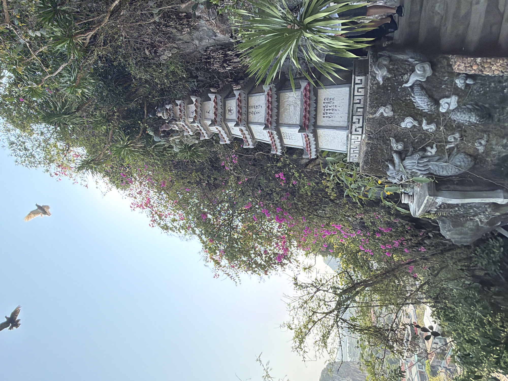 Tourist explores Marble Mountains caves and pagodas in Da Nang