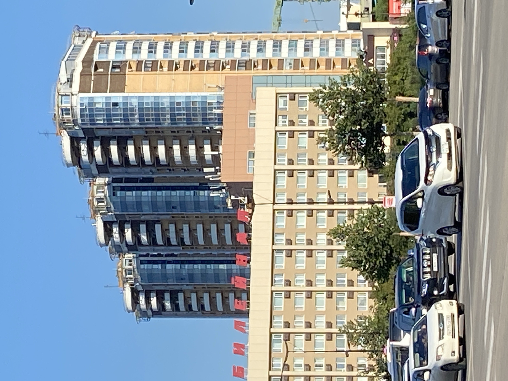 Street-level morning tour through central Blagoveshchensk