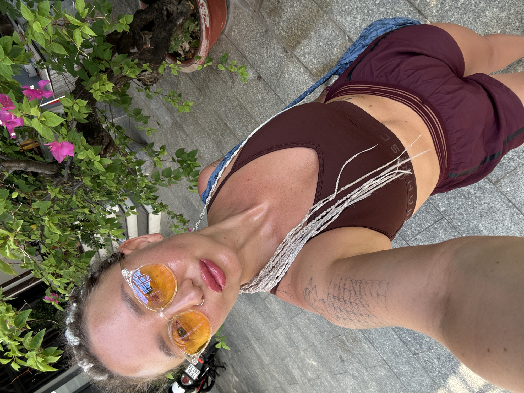 Quick selfie series in Nha Trang, workout gear and blue bag