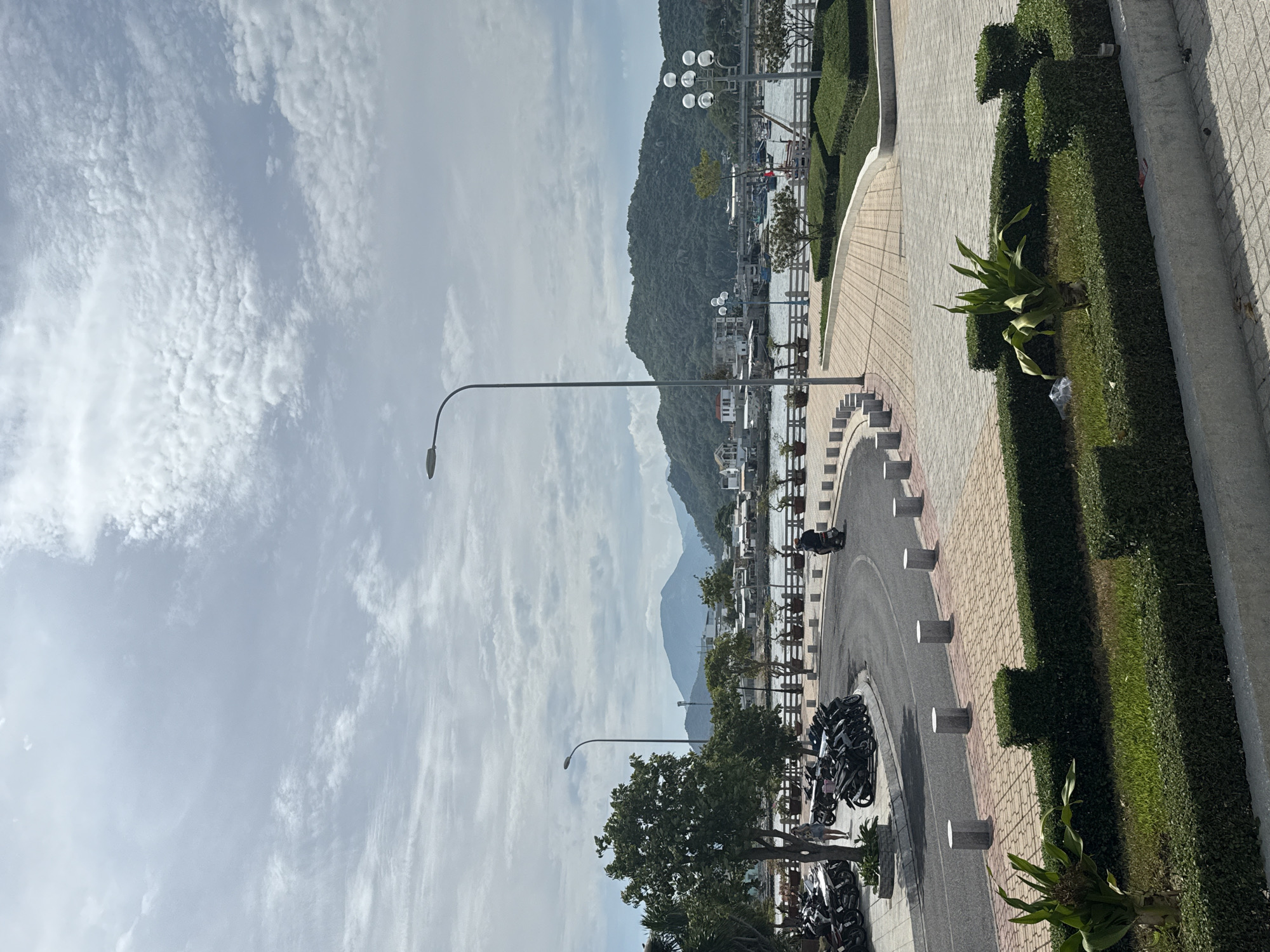 Morning photography session captures Nha Trang landscapes and temples