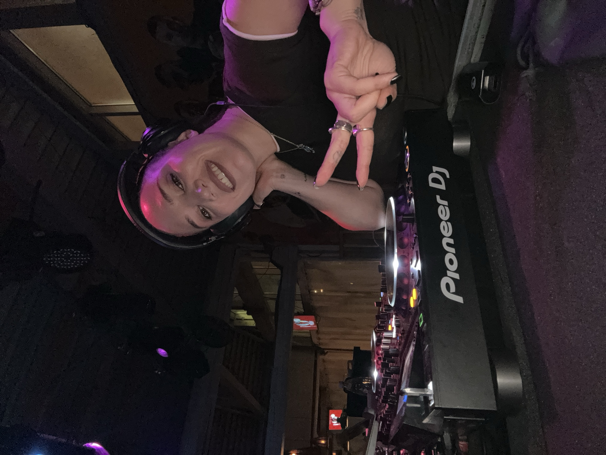 Female DJ performs at Moscow club with Pioneer equipment