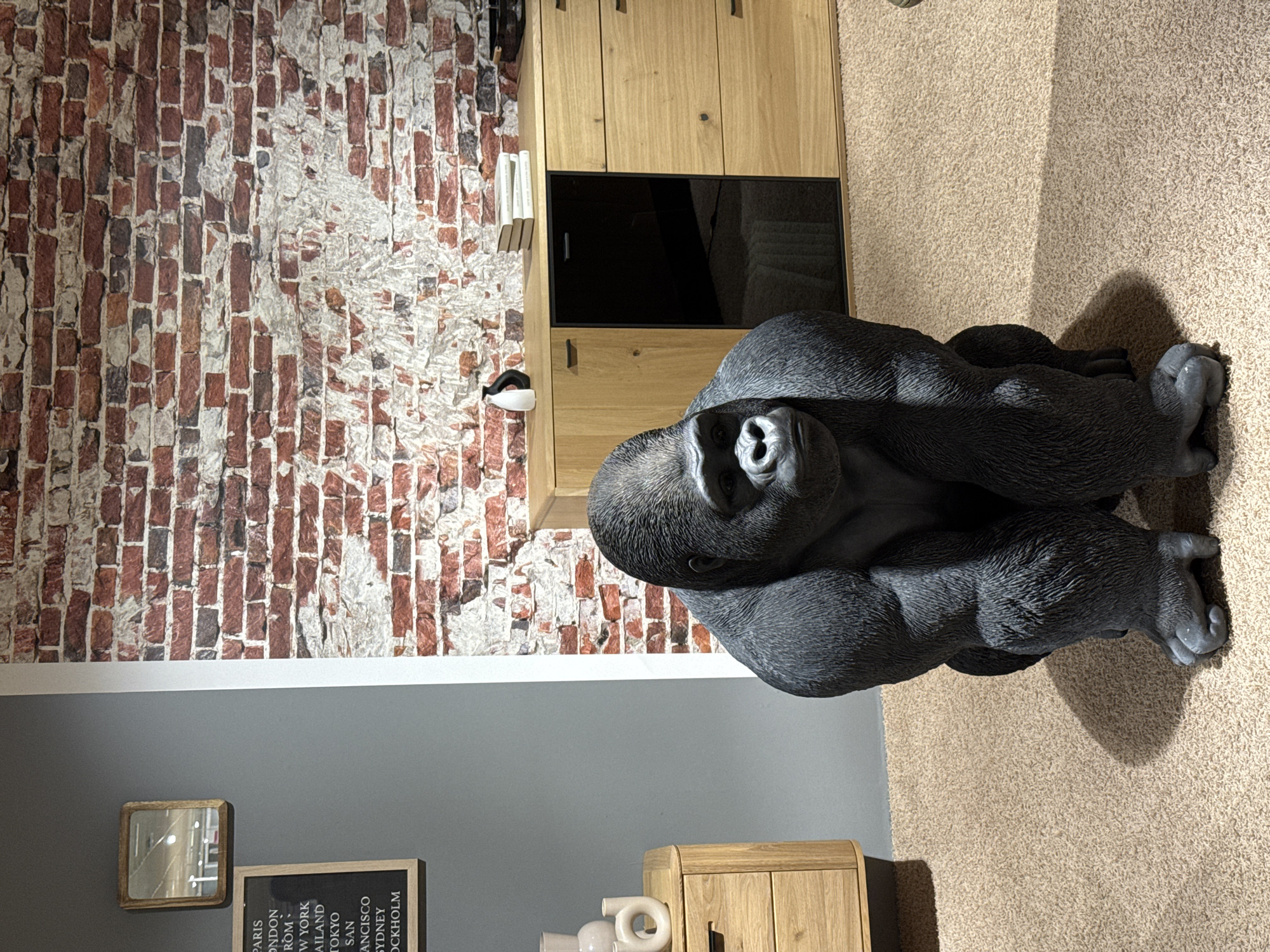 Furniture store activity documented in Remscheid, Germany