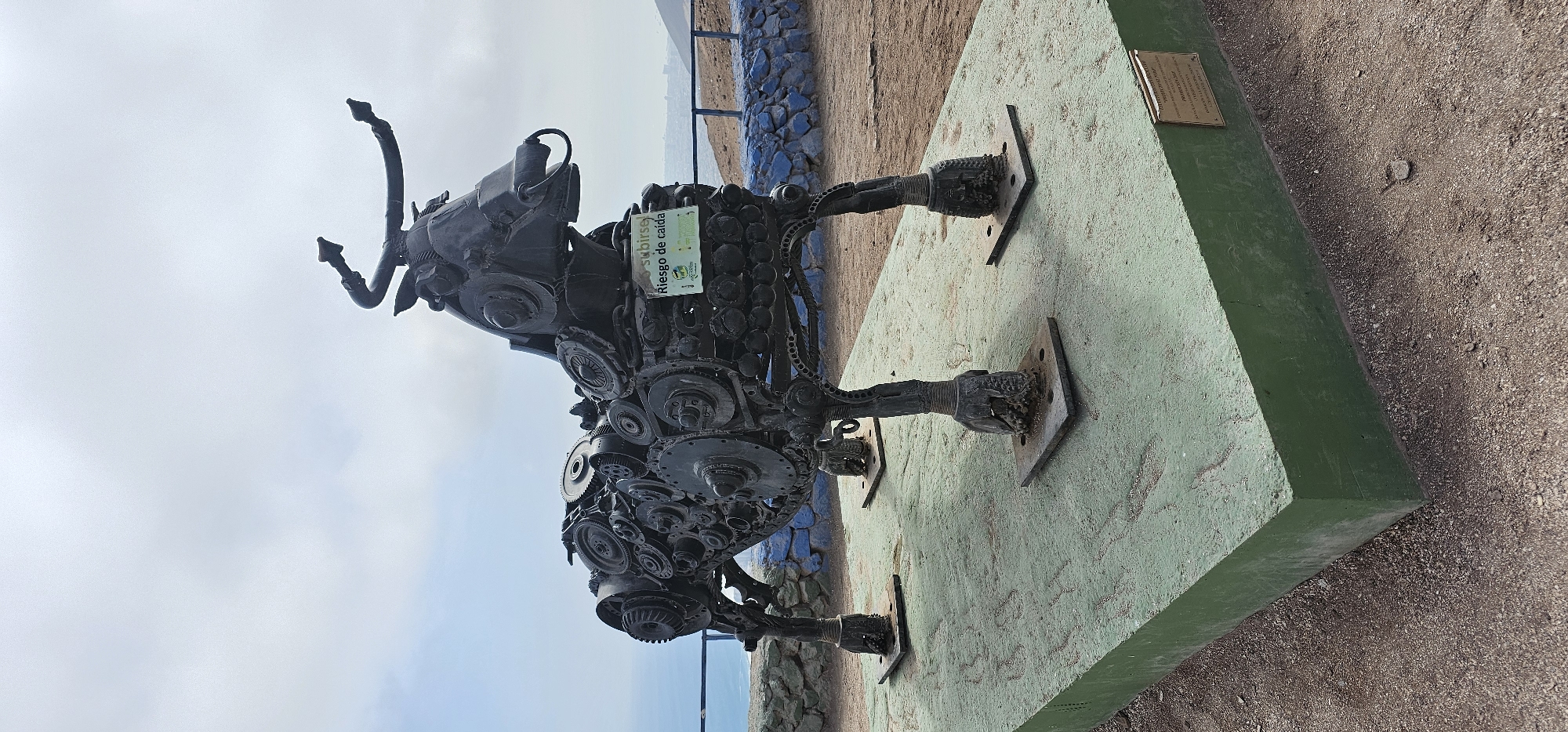 Industrial art sculptures documented in Alto Hospicio, Chile