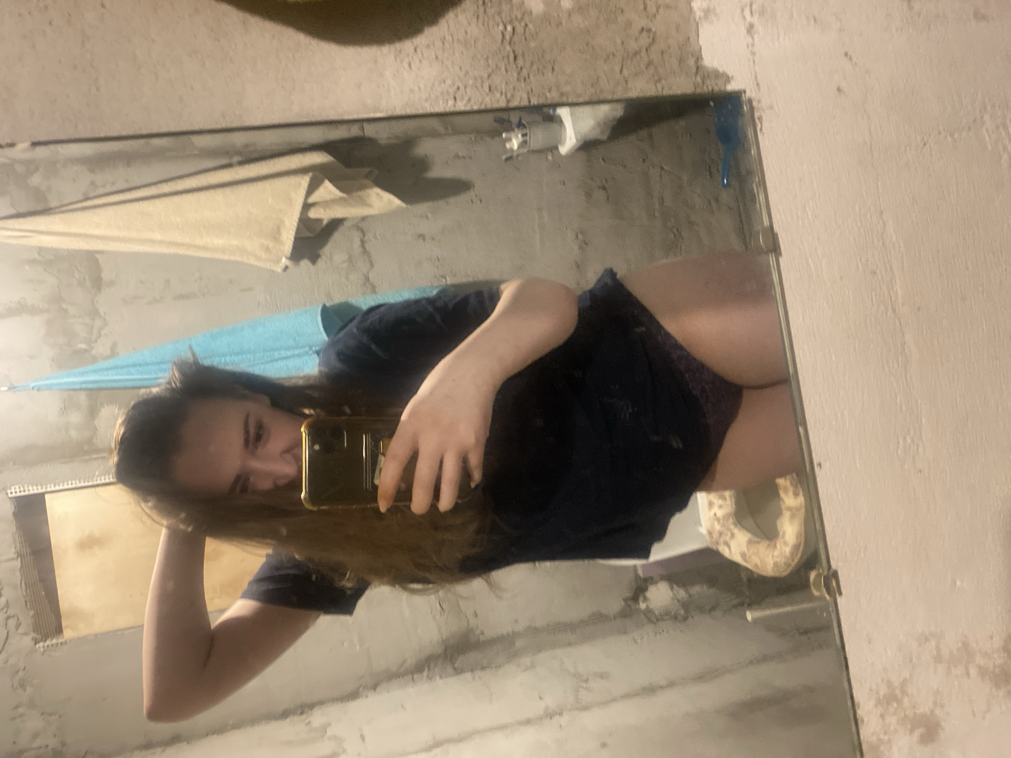 Home evening: cat, selfies, and a badly cracked windshield