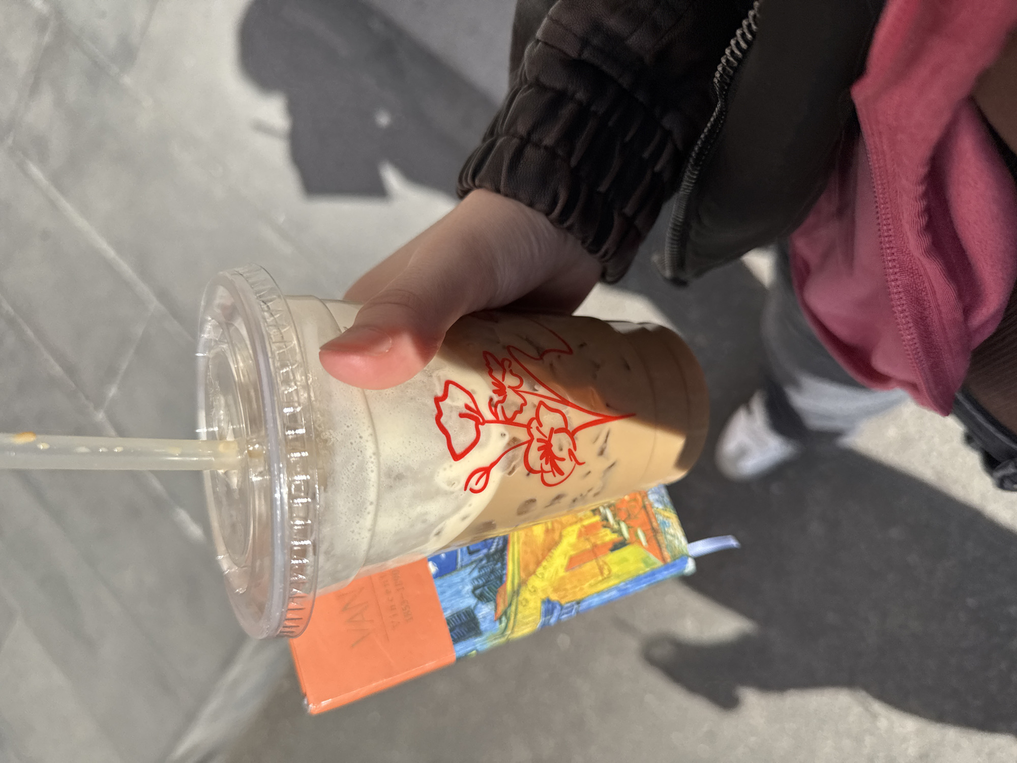 People enjoy iced drinks, use coffee as book weight in Yerevan