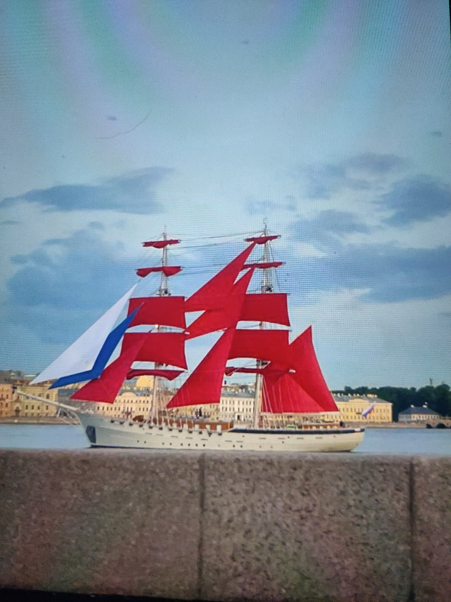 Saint Petersburg landmarks, waterways, and local color on a June afternoon