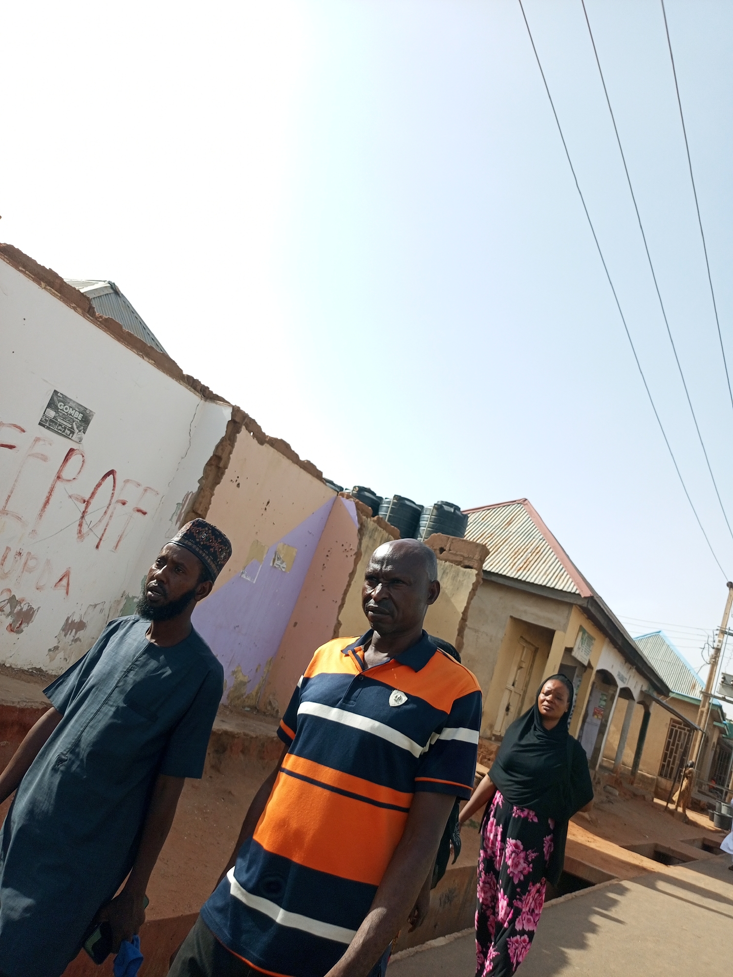 Morning street life documented in Nigerian towns