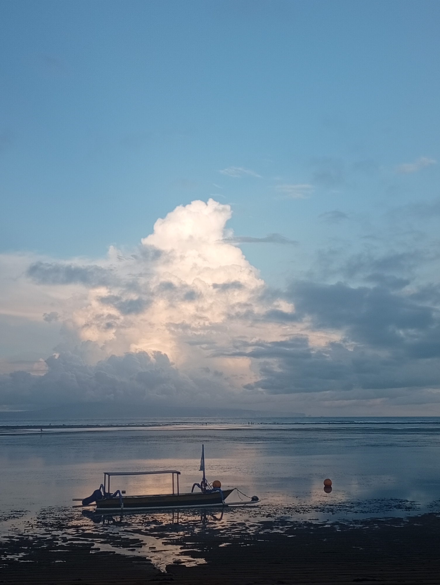 Tourist captures casual morning scenes across Denpasar beach resorts