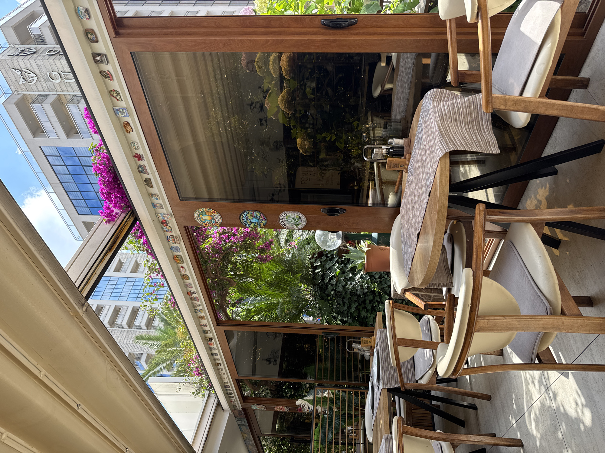 Women's group enjoys morning meal at seaside Budva restaurant