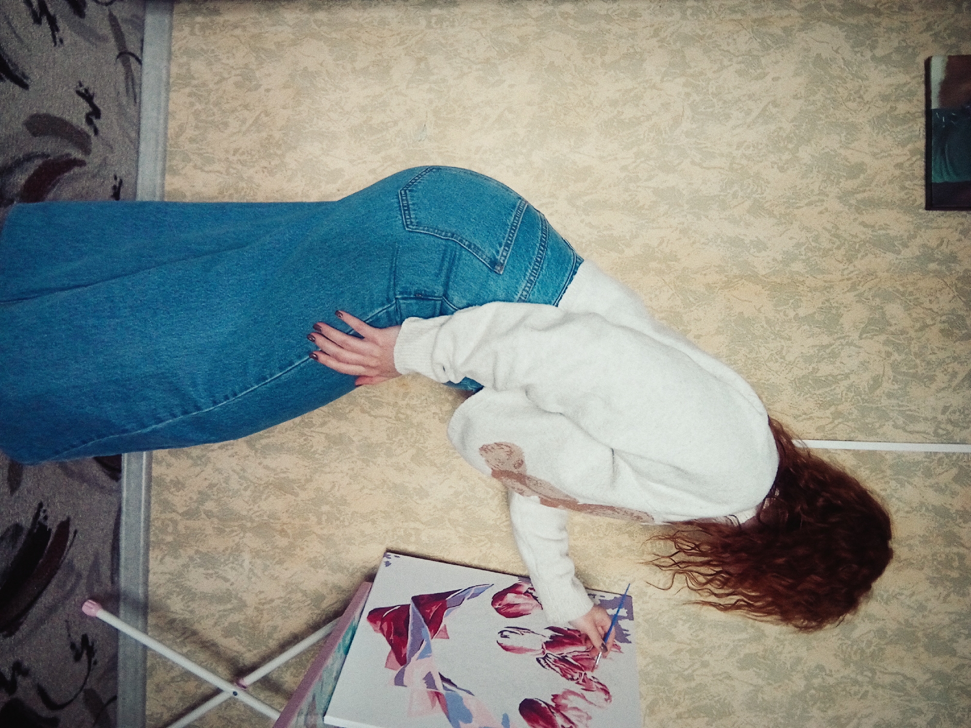 Art session documented in Yurgamysh featuring red-haired model
