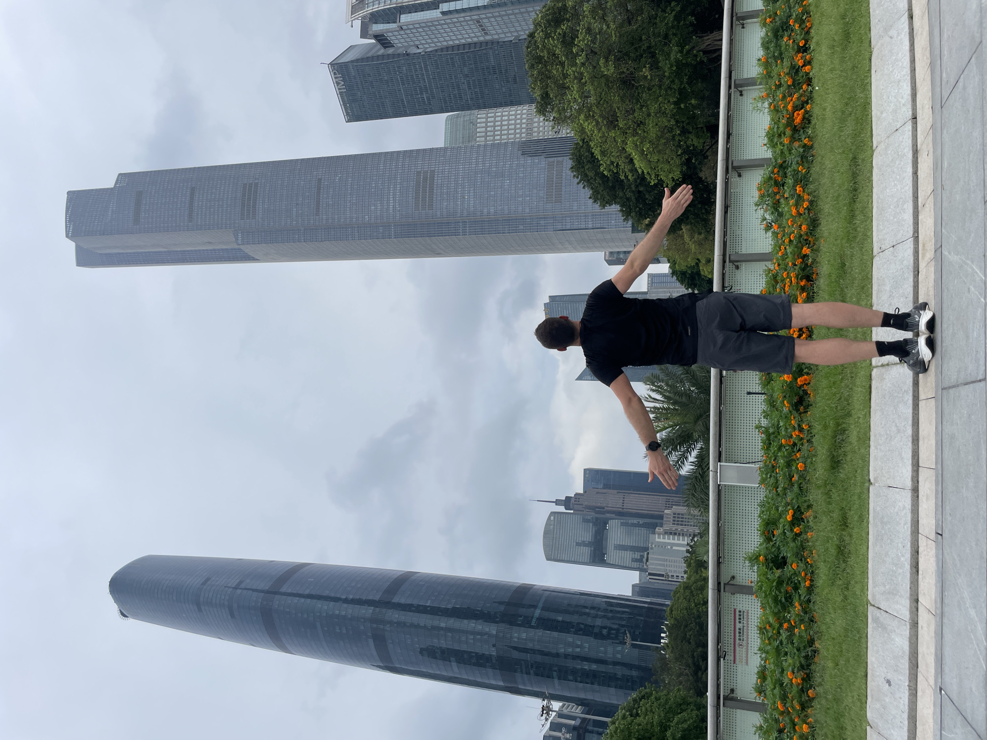 Early morning scenes captured across Tianhe District, Guangzhou