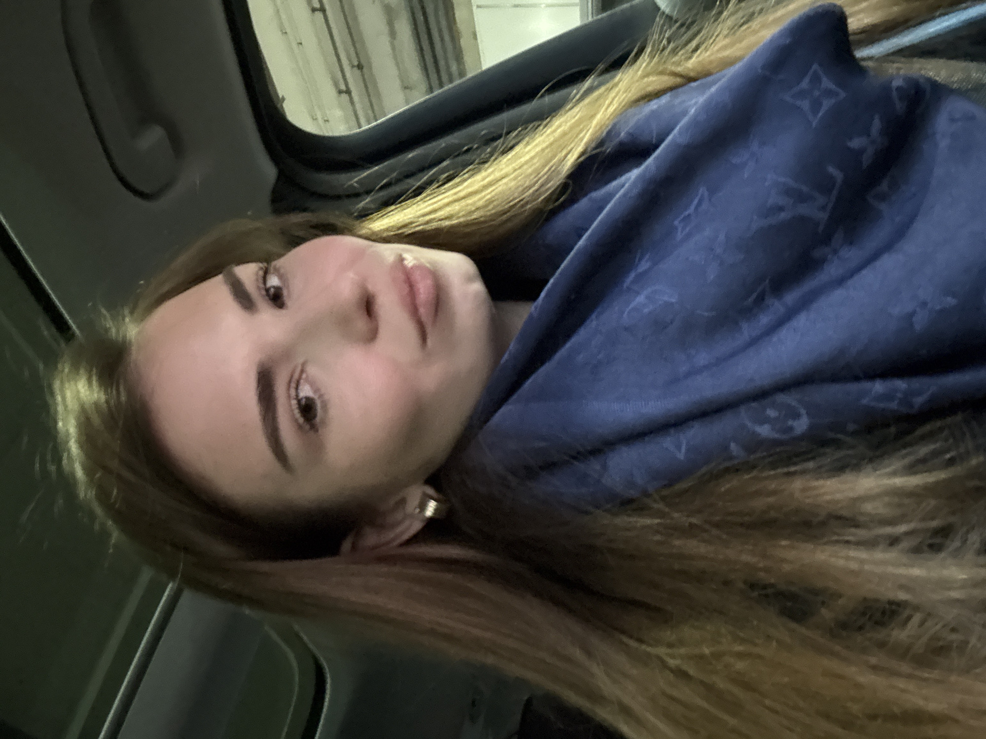 Woman in designer scarf spotted in moving car, Khimki