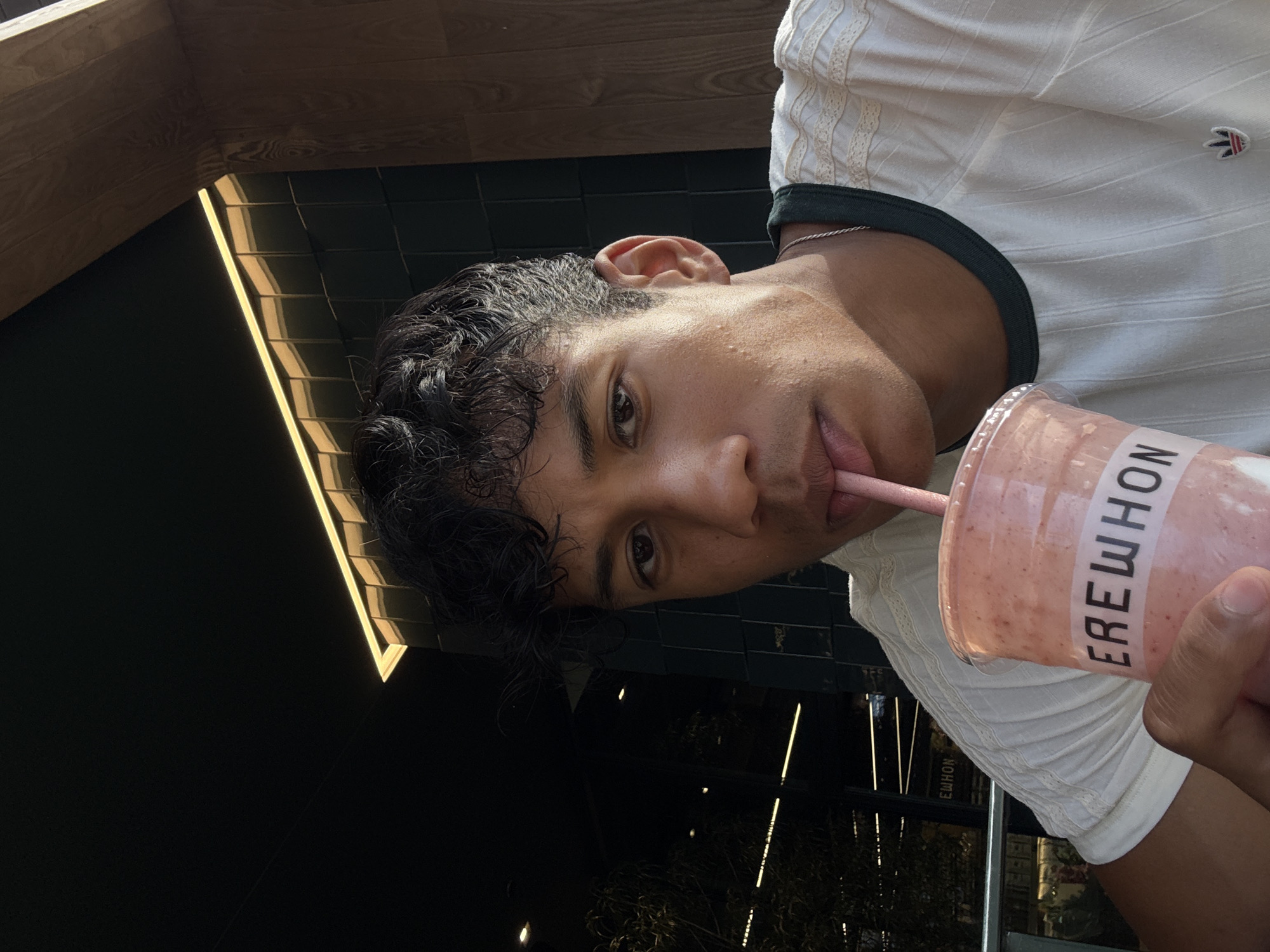 Late-night Erewhon visit captured in West Hollywood smoothie run