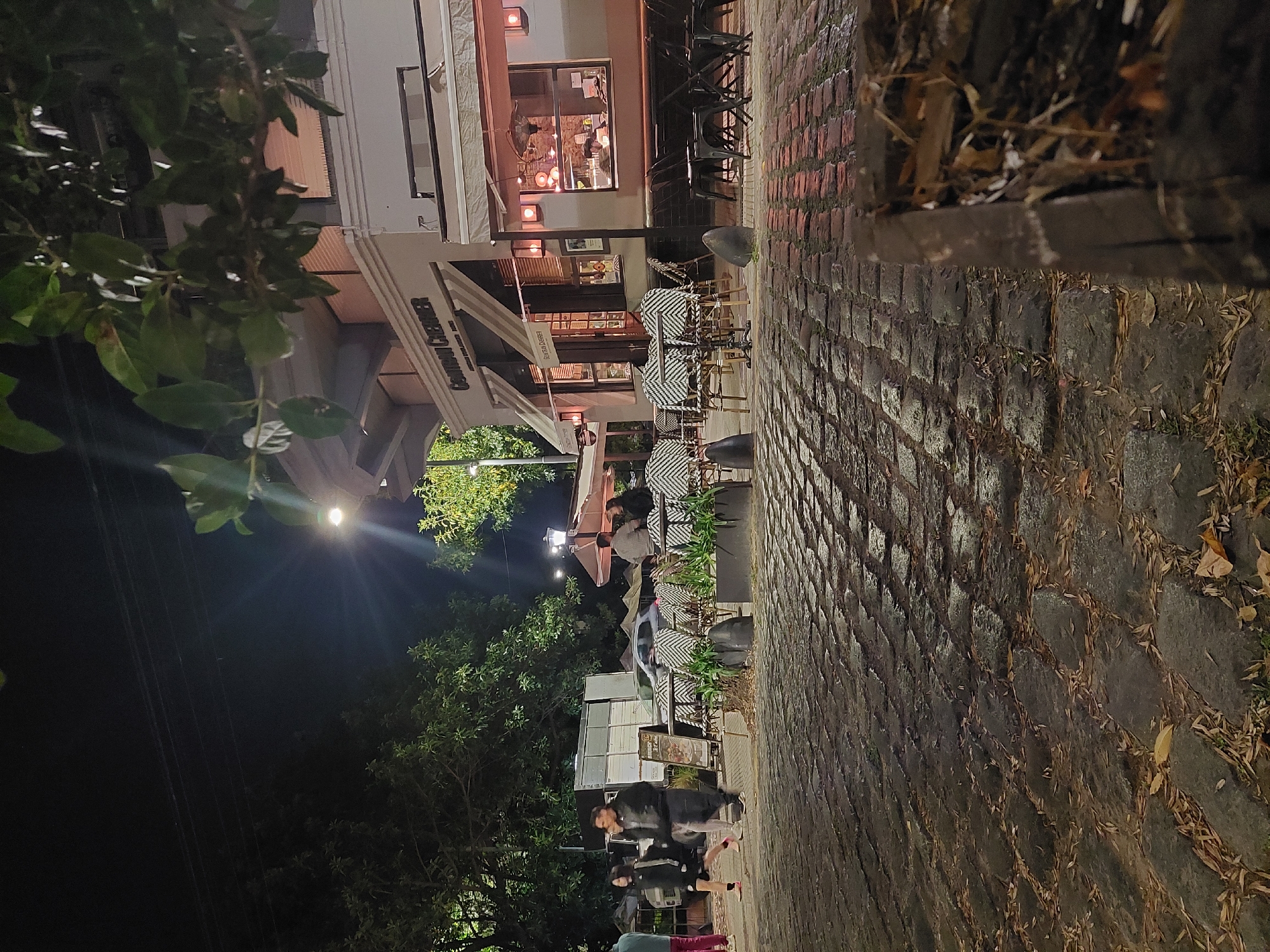 Late night dining scene captured on Buenos Aires streets