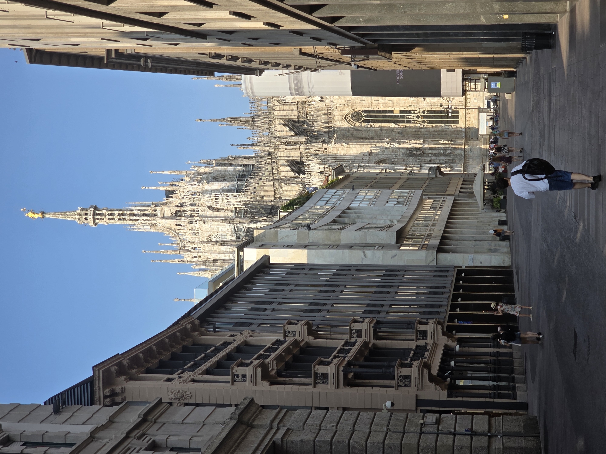 Morning walk through Milan's Duomo district and surrounding streets