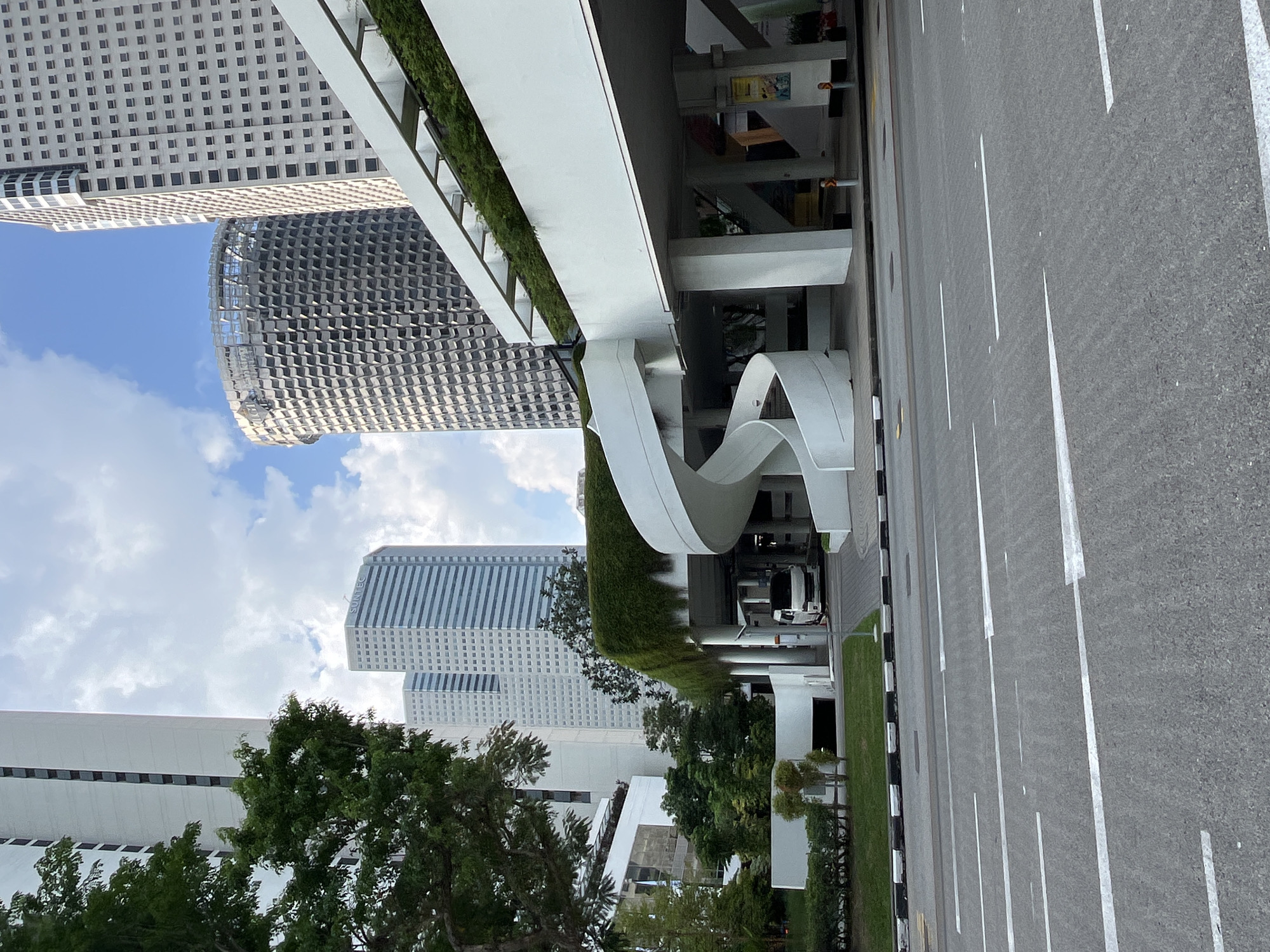Morning around Marina Bay's landmarks and streets
