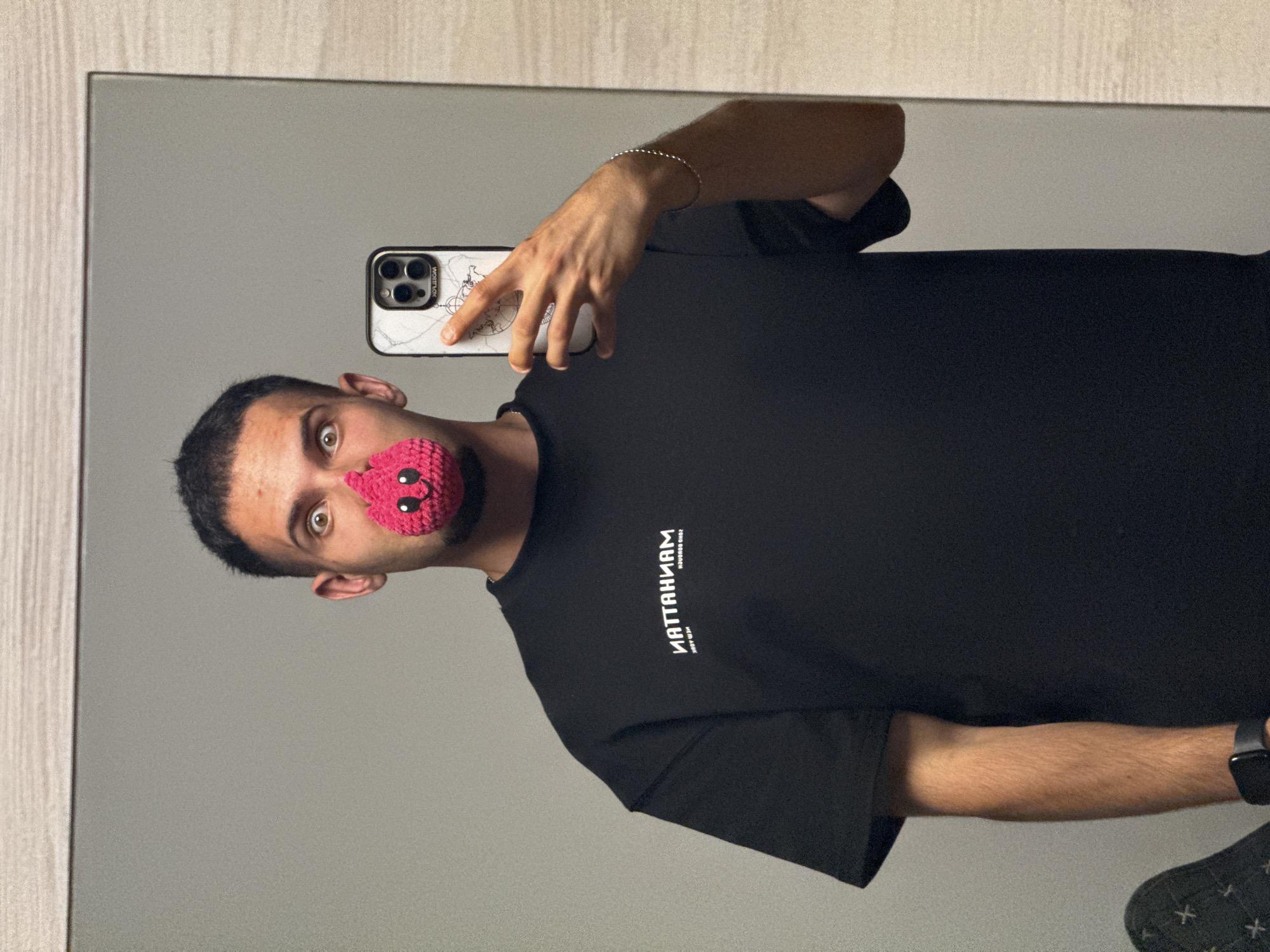 Mirror selfies and pink crocheted toys in Shumen