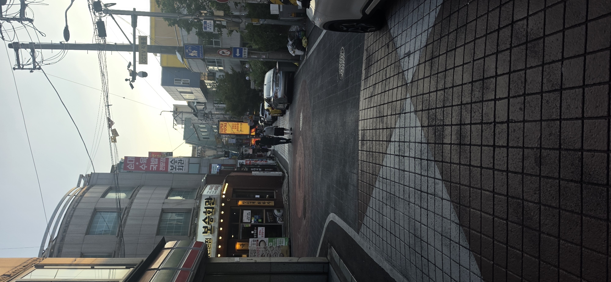 Morning coffee run at a Cheongju café, inside and out