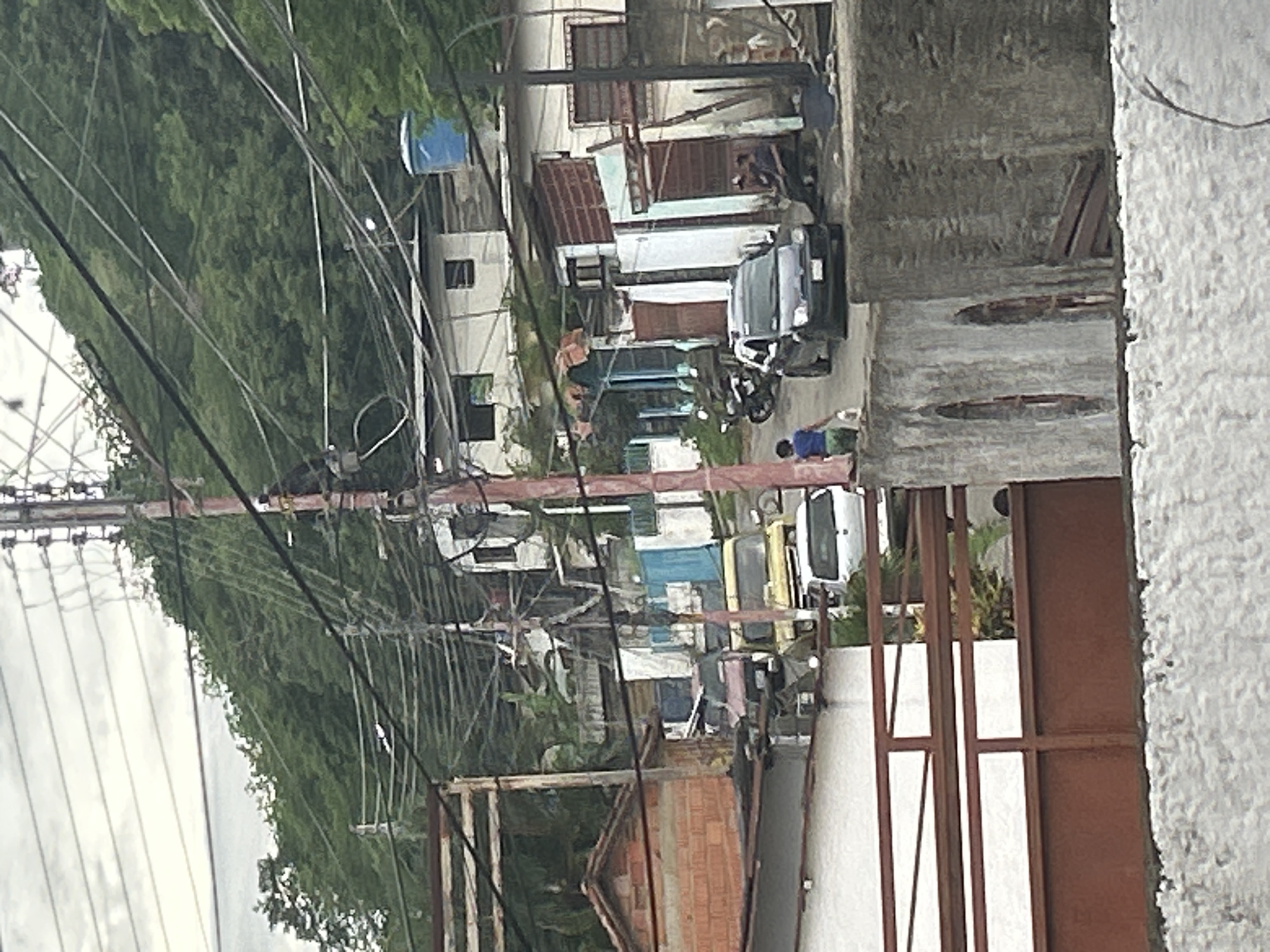 Daily life documented across San Juan de Los Morros neighborhoods