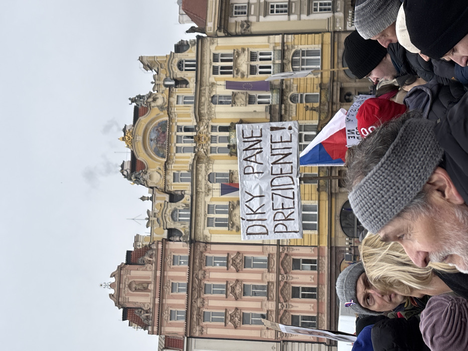 Political demonstration draws crowds to Prague's Old Town Square