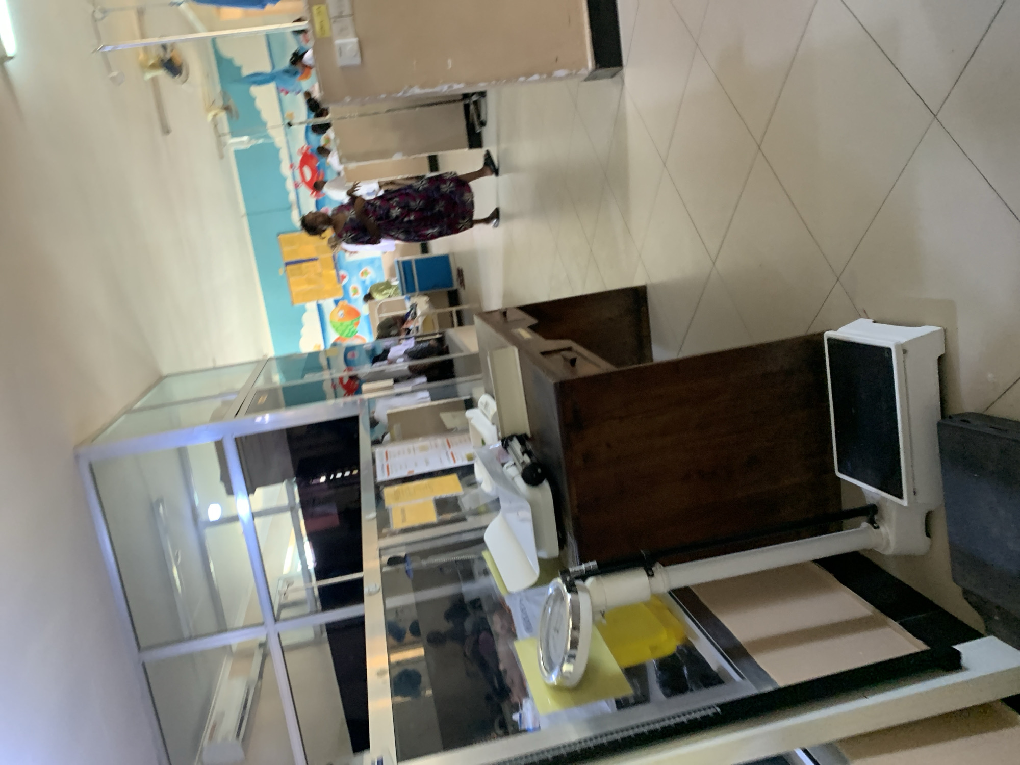 Medical students, staff gather at Dar es Salaam health facility