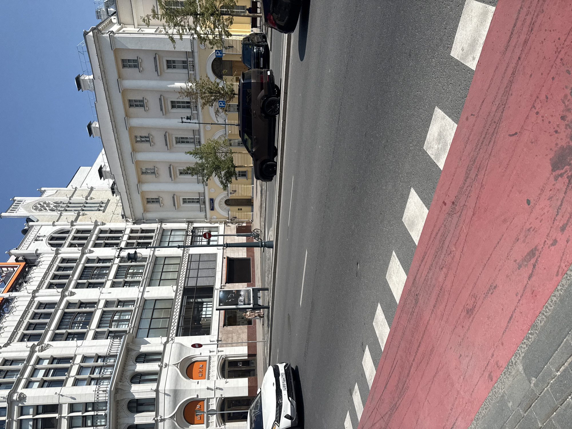 Morning walkabout through central Moscow near the Bolshoi