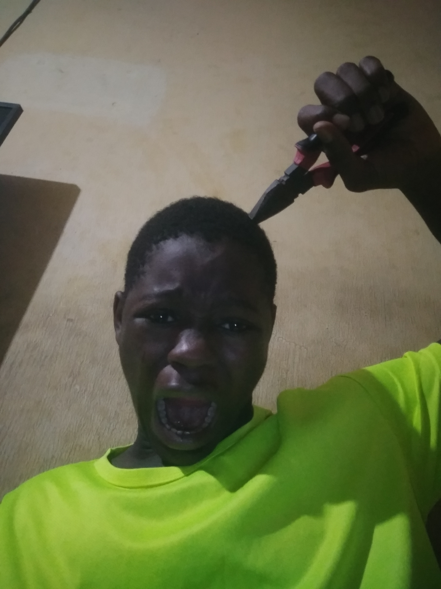 Person documents evening with 26 selfies in Shangisha, Nigeria