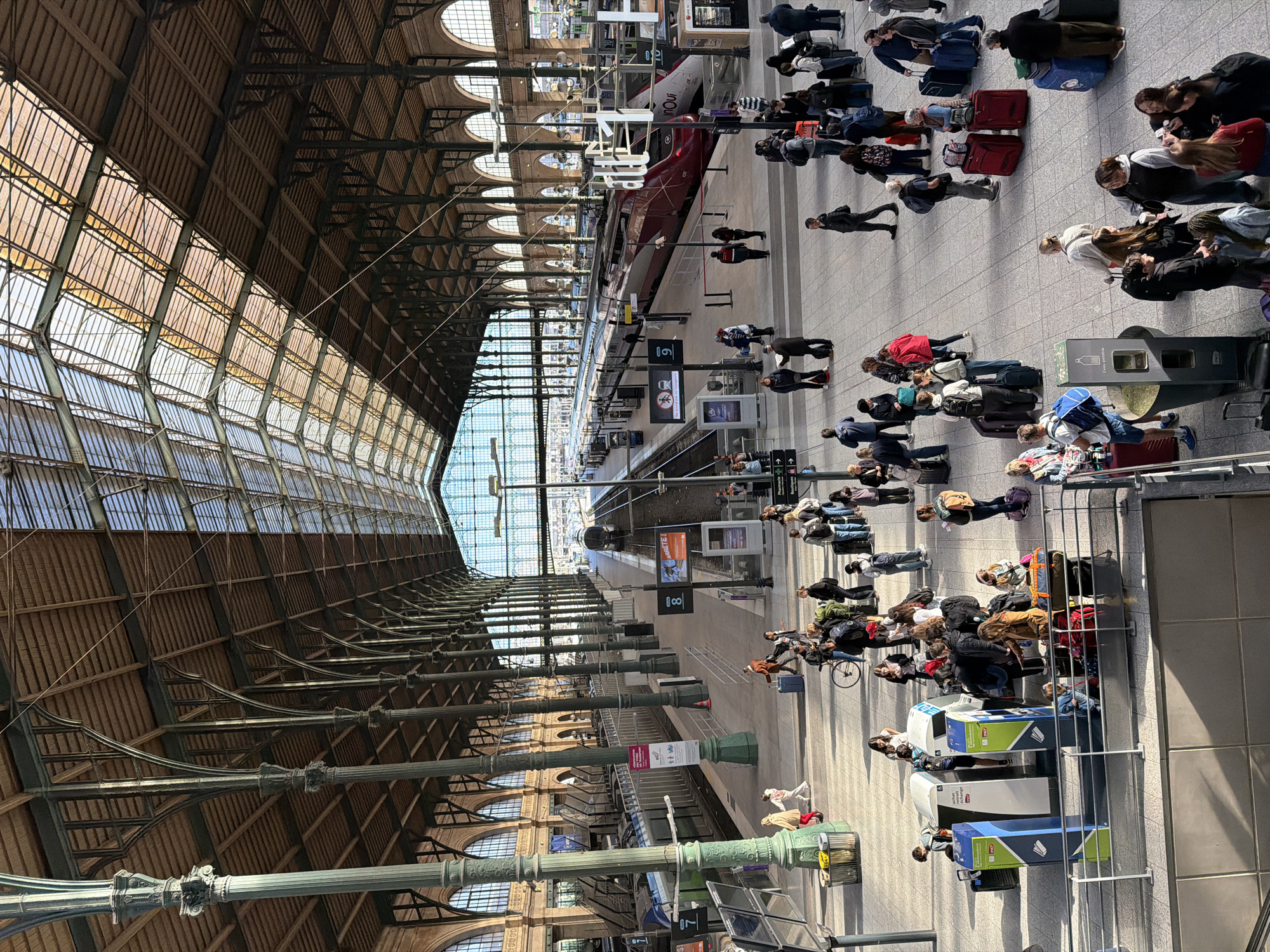 Morning commuter activity observed at Paris Gare de Lyon station