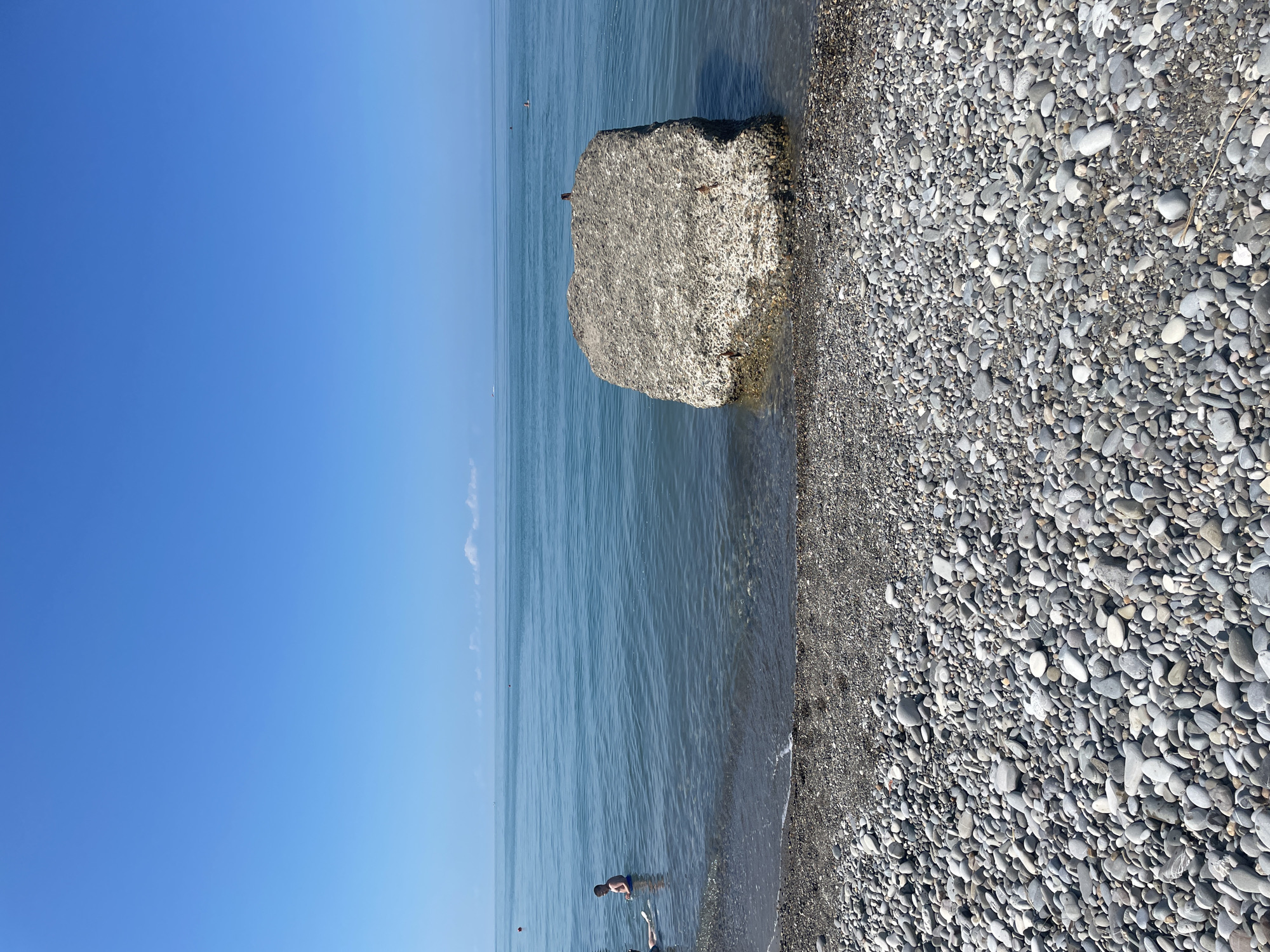 Morning coastal exploration documented by single witness