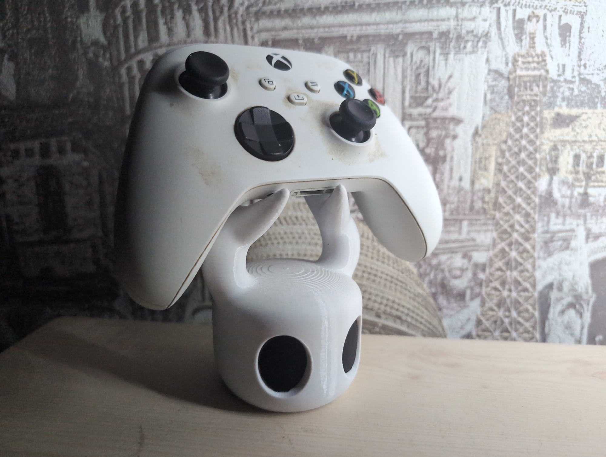 Gaming controller spotted on Hollow Knight stand in Kazakhstan