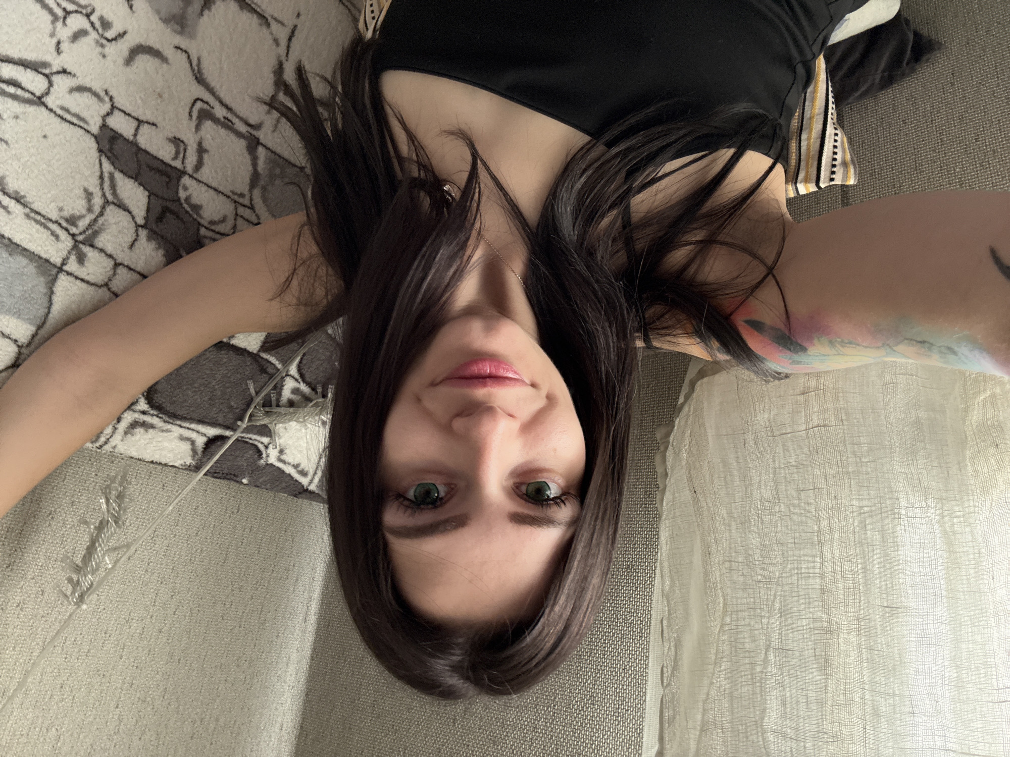 Woman's morning routine captured in selfies and errands