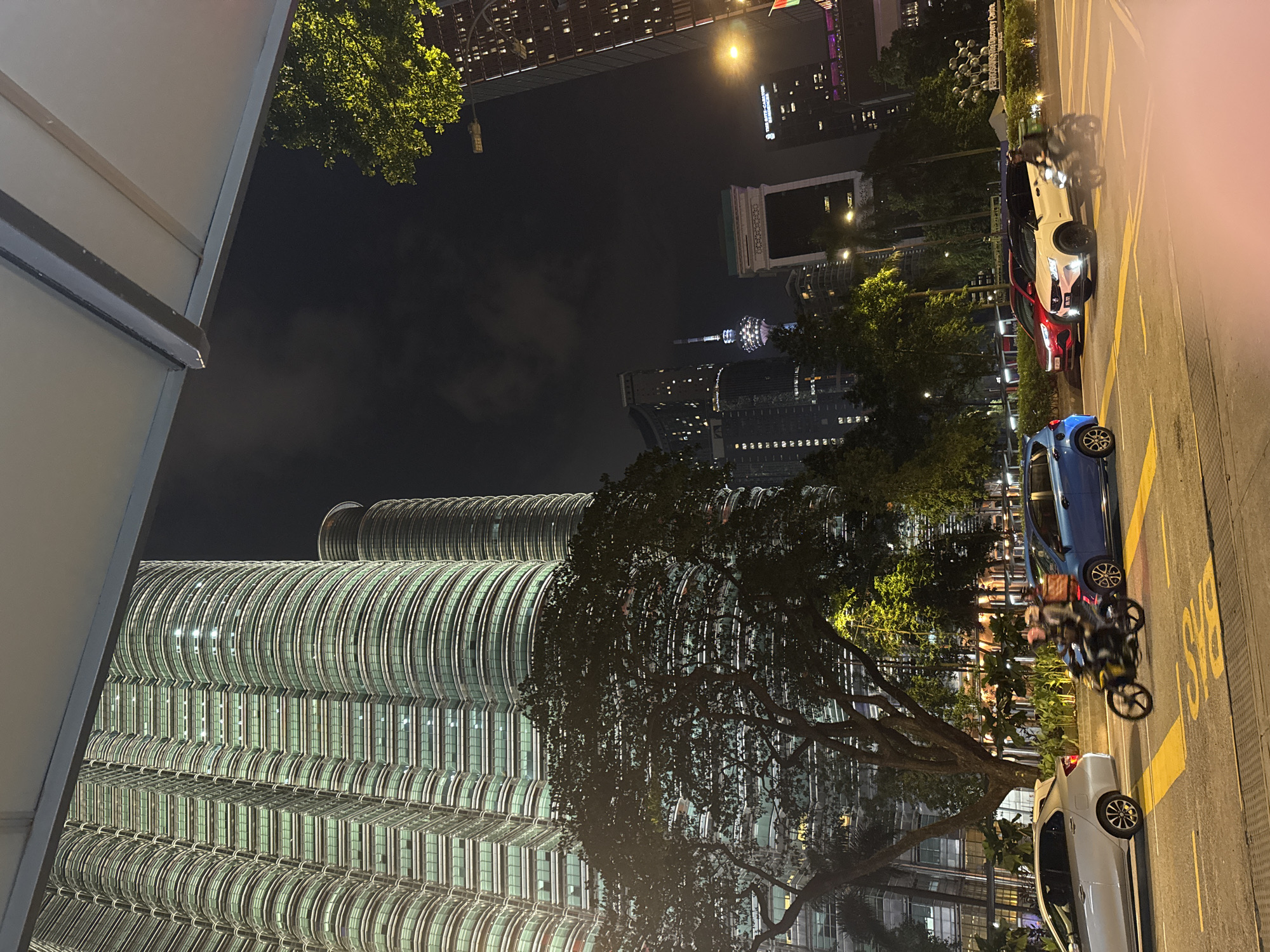 A night around Kuala Lumpur's iconic towers and city streets