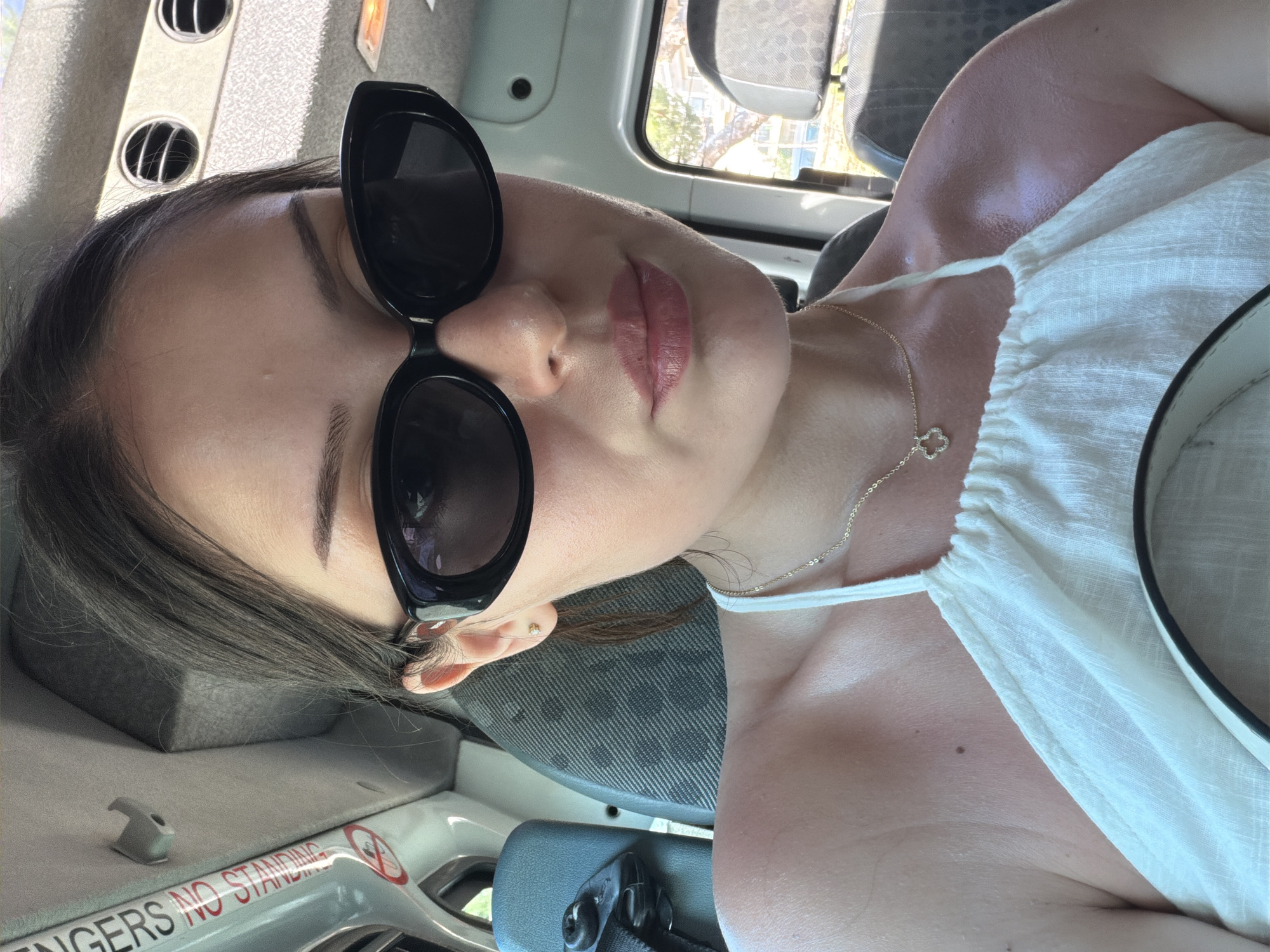 Woman spotted relaxing, taking selfies in Saint Paul's Bay
