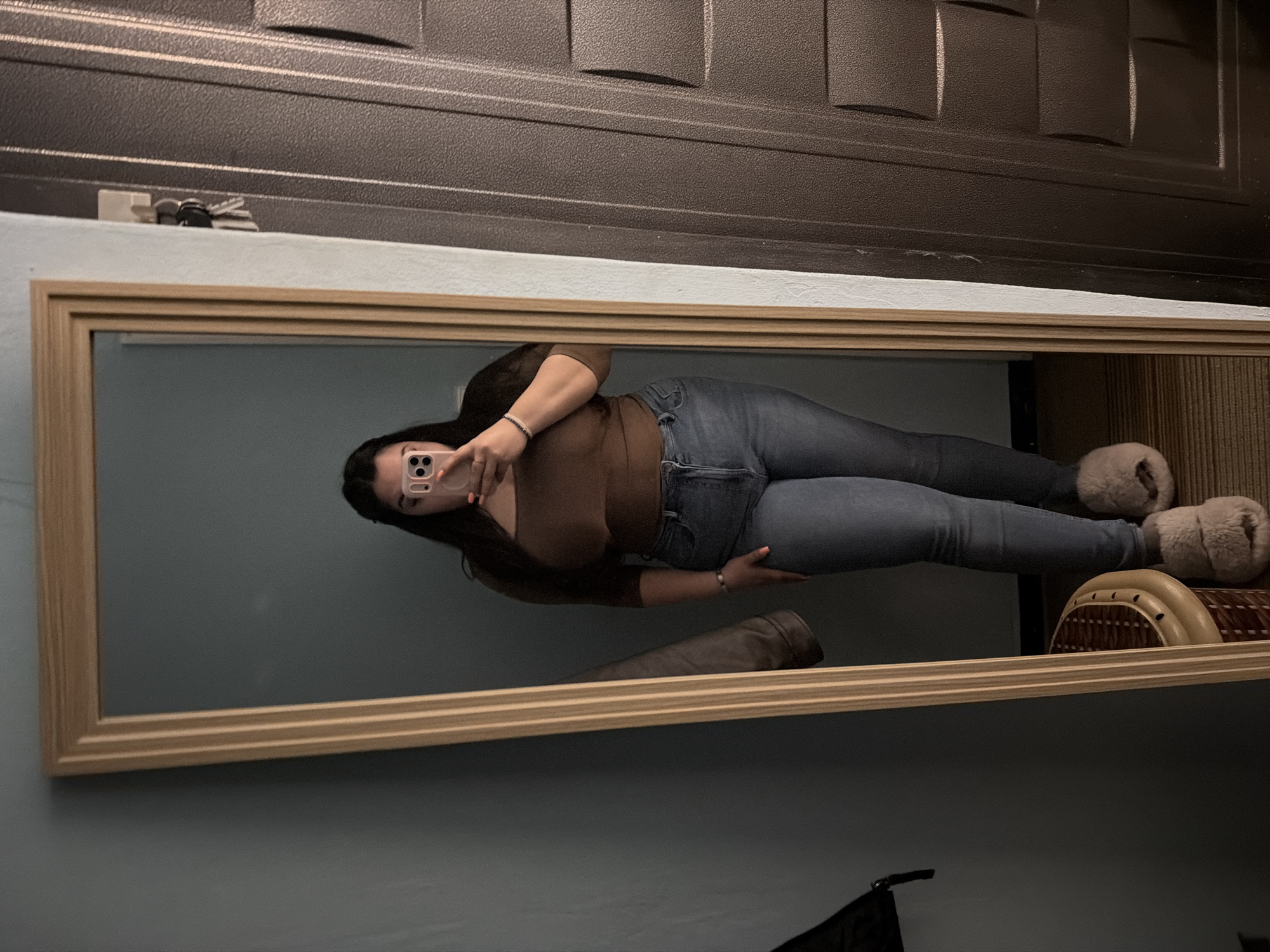 Woman takes selfies across multiple Varna locations over evening