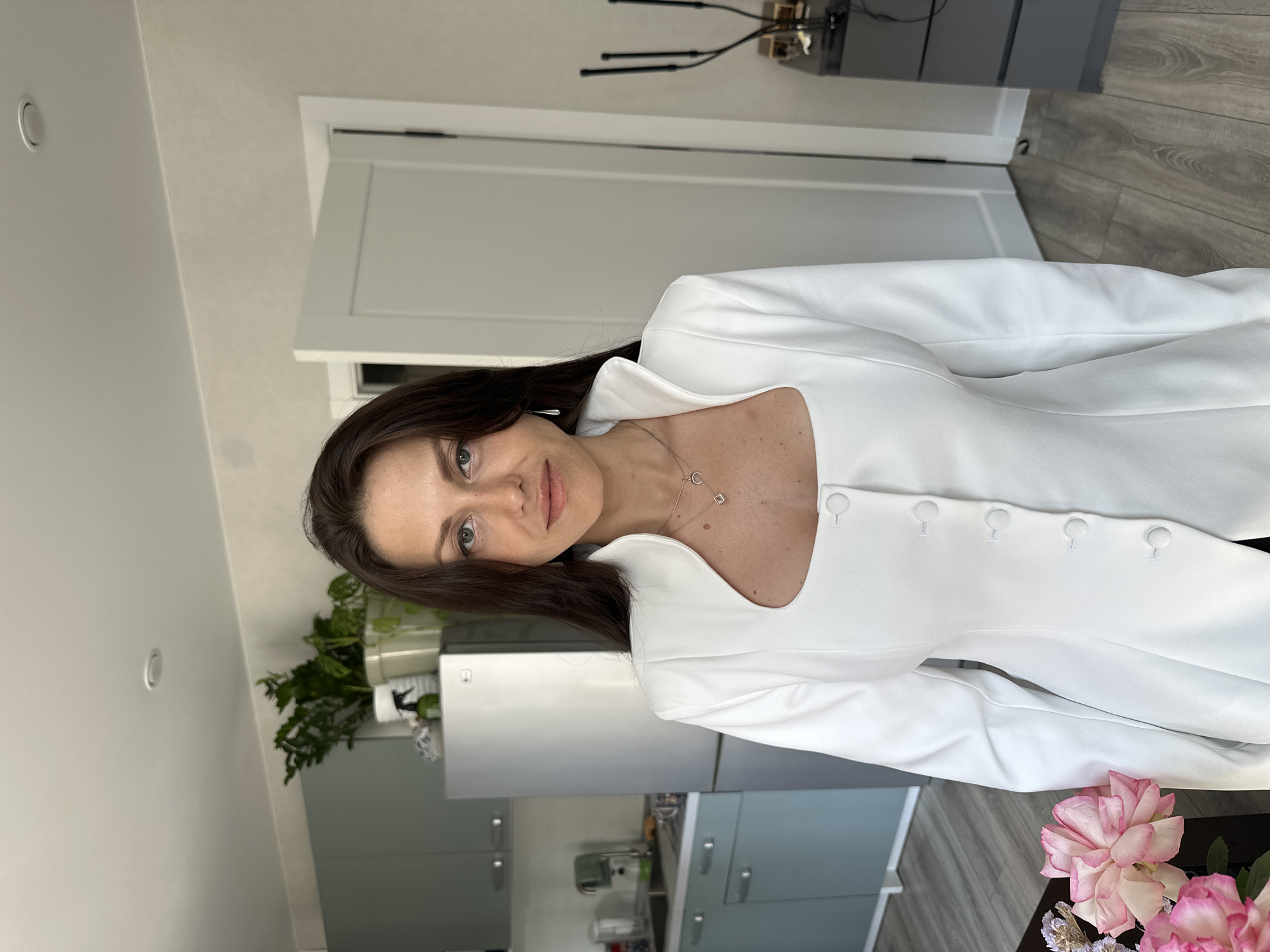 Inside a Murino apartment, multiple looks across a few minutes