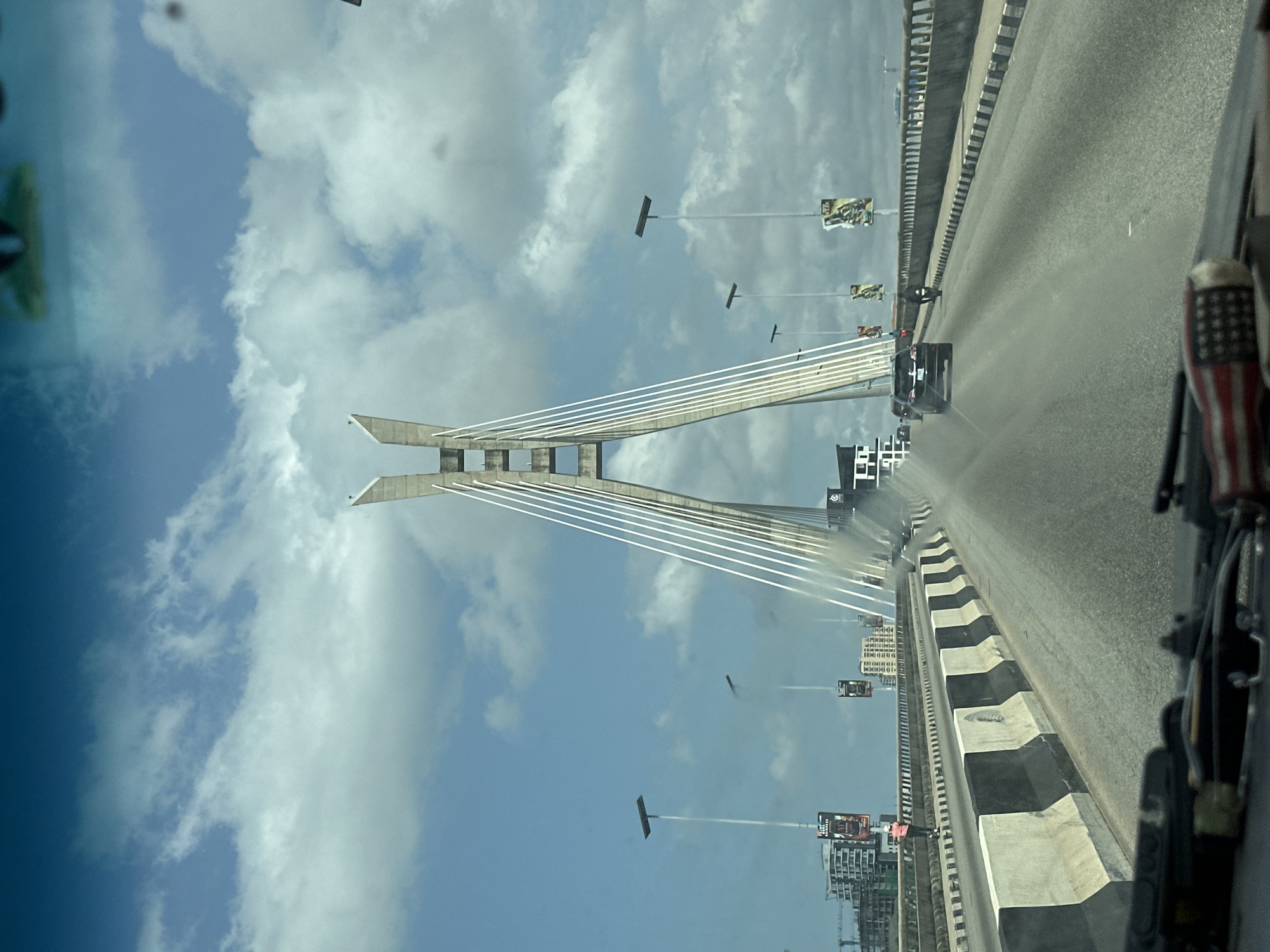 Traffic flows normally across Ikoyi-Lekki Bridge, Lagos